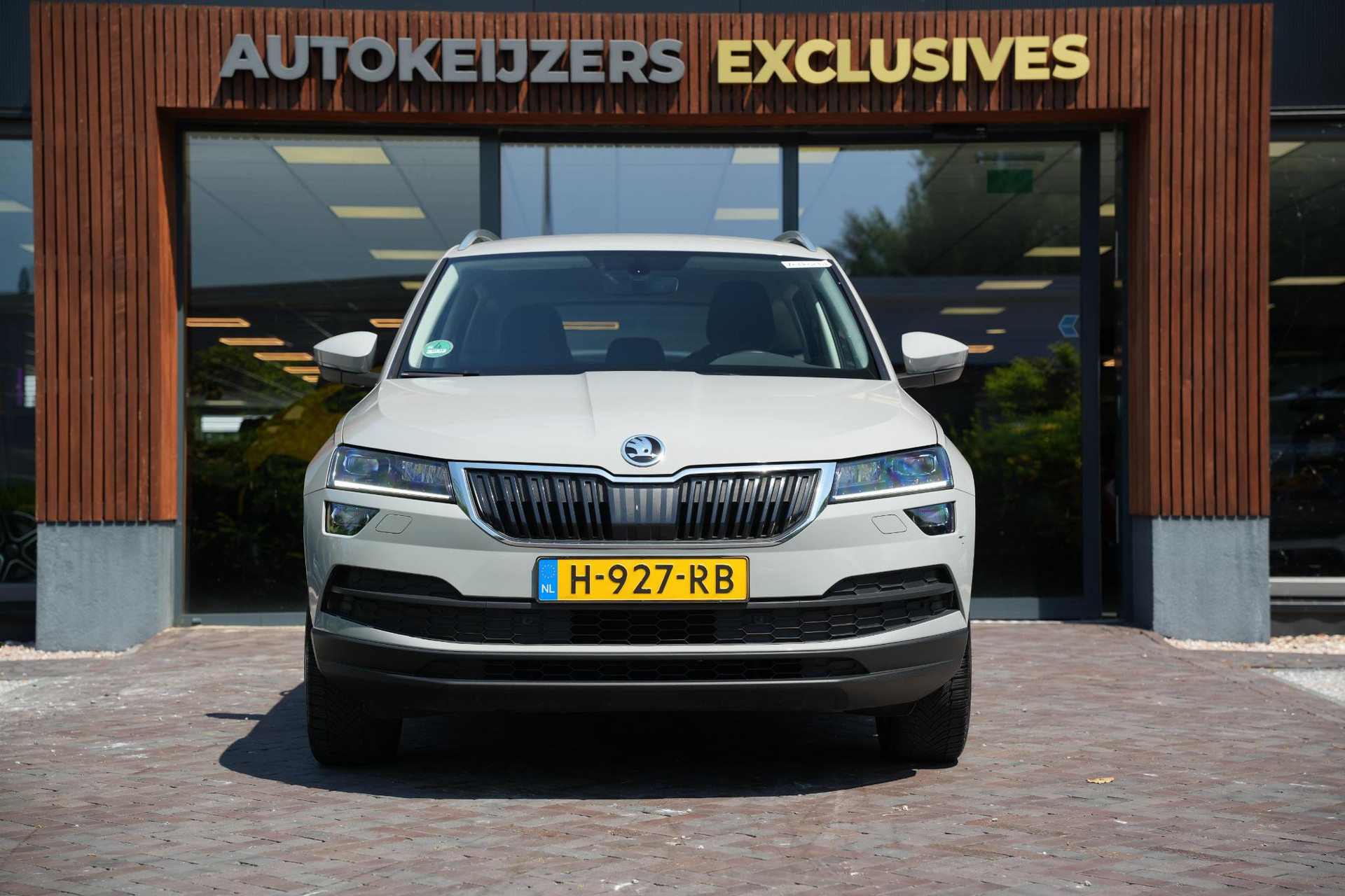 Škoda Karoq 1.0 TSI Business Edition 2020 Steel grey 3