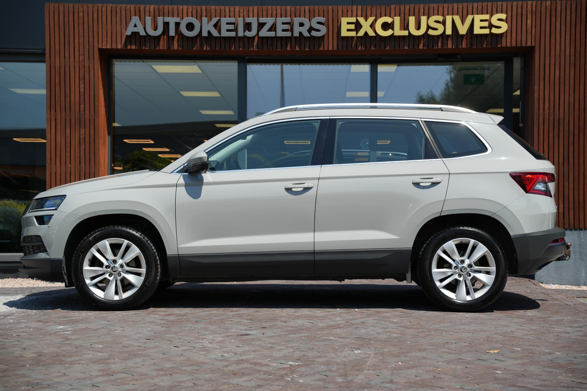 Škoda Karoq 1.0 TSI Business Edition 2020 Steel grey 7