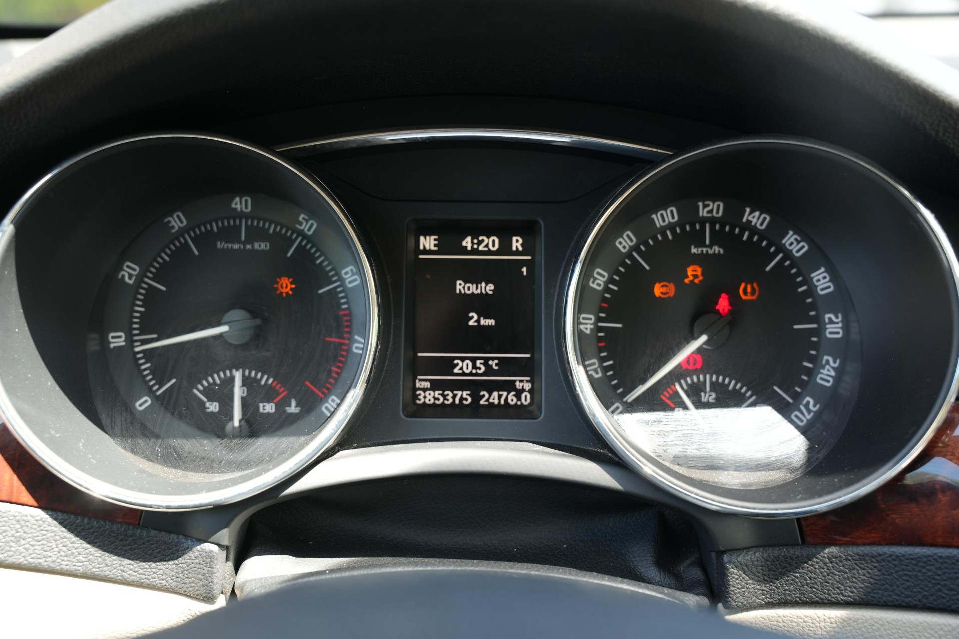 Škoda Superb Combi 2.0 TSI Elegance Business Line 2011 Mocha (brown) (6Q6Q) 29