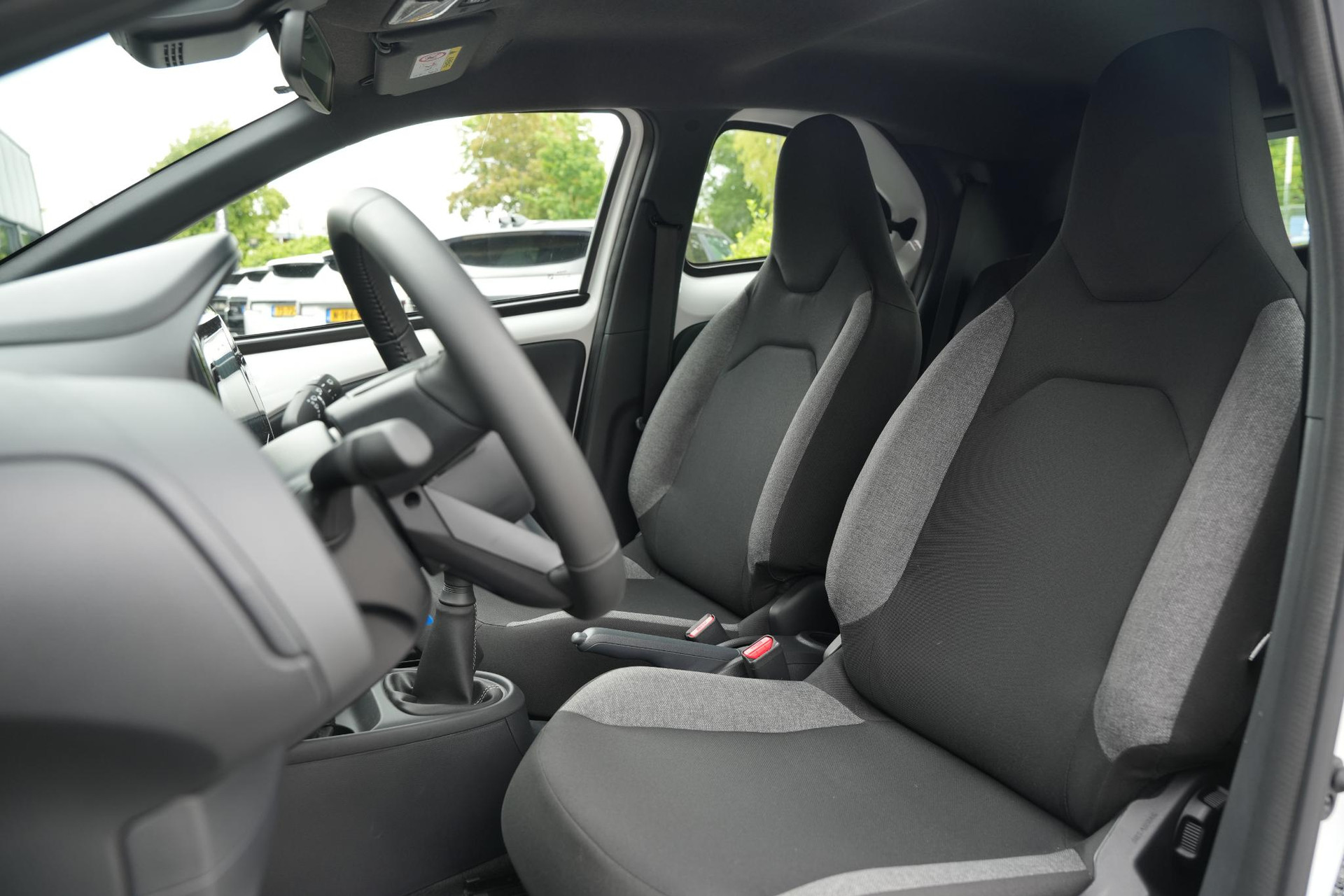 Toyota Aygo X 1.0 VVT-i MT 2025 (040) 4