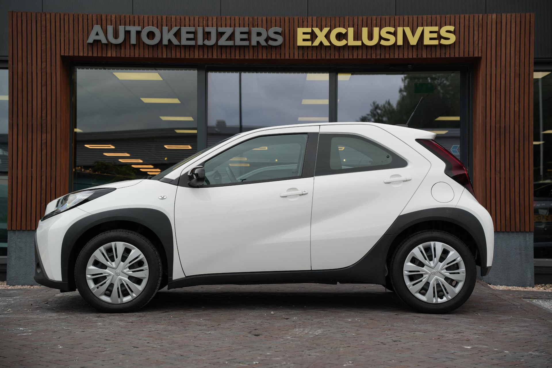 Toyota Aygo X 1.0 VVT-i MT 2025 (040) 7