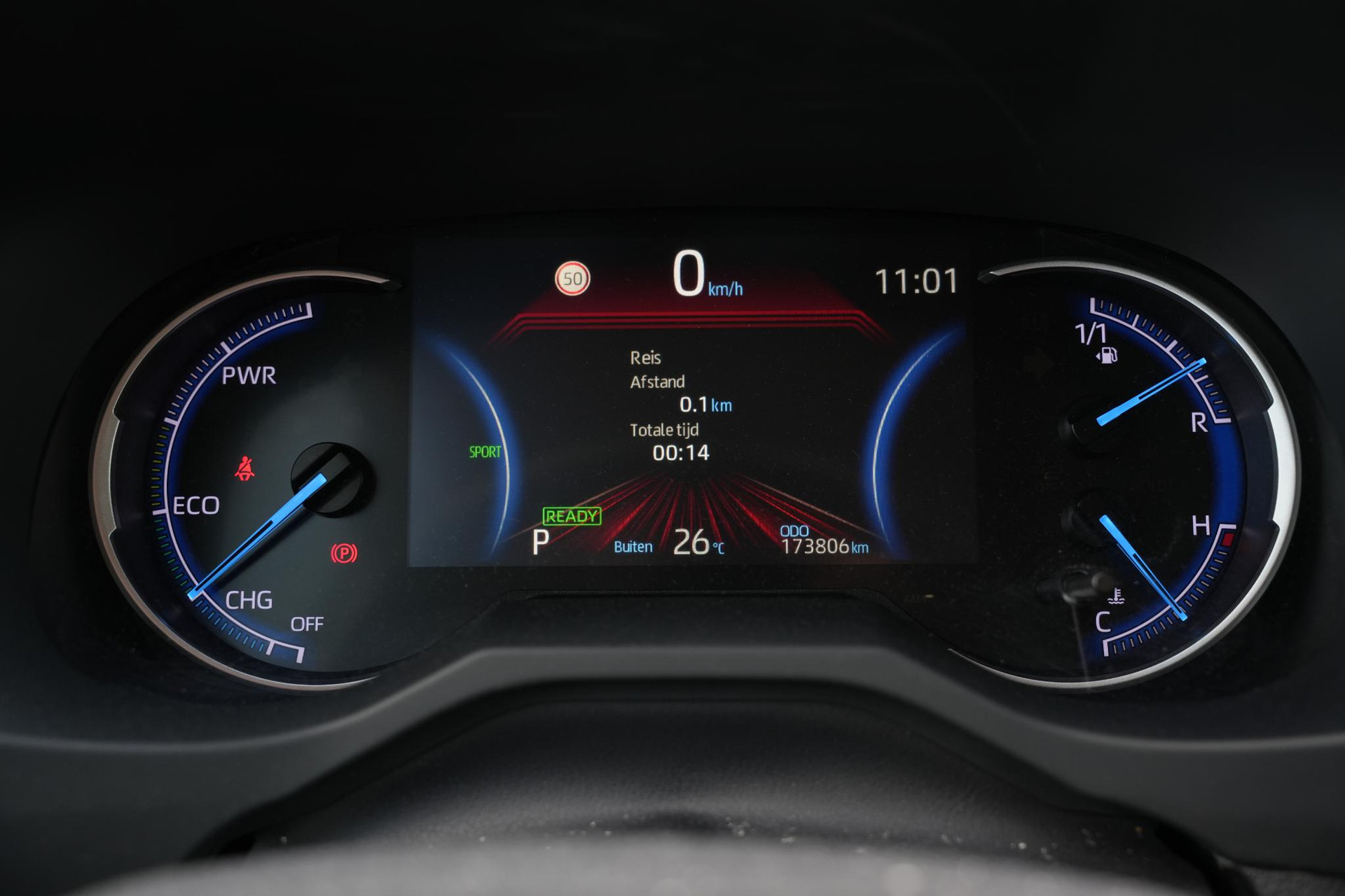 Toyota RAV4 2.5 Hybrid AWD Business Intro 2019 (040) 10
