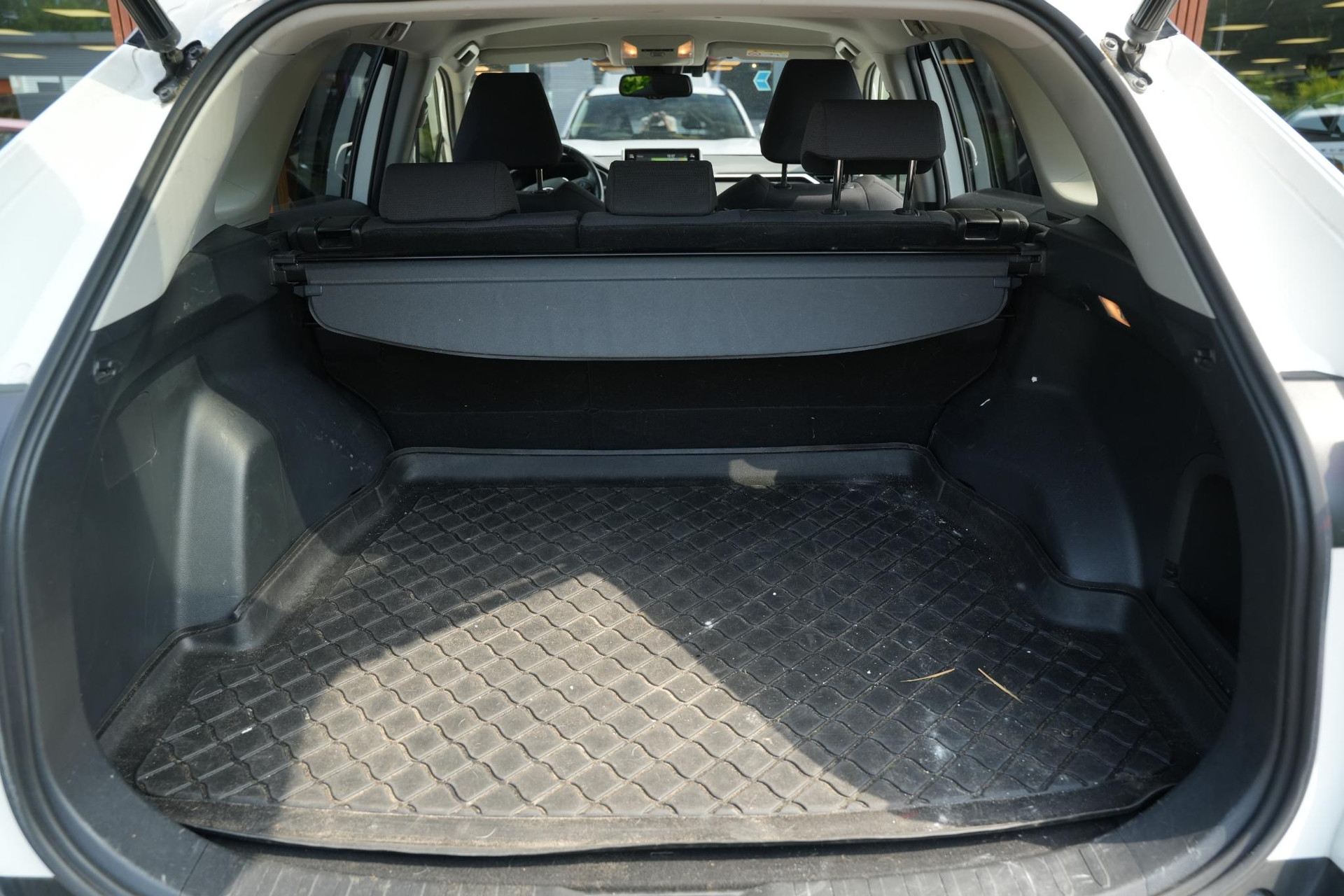 Toyota RAV4 2.5 Hybrid AWD Business Intro 2019 (040) 12