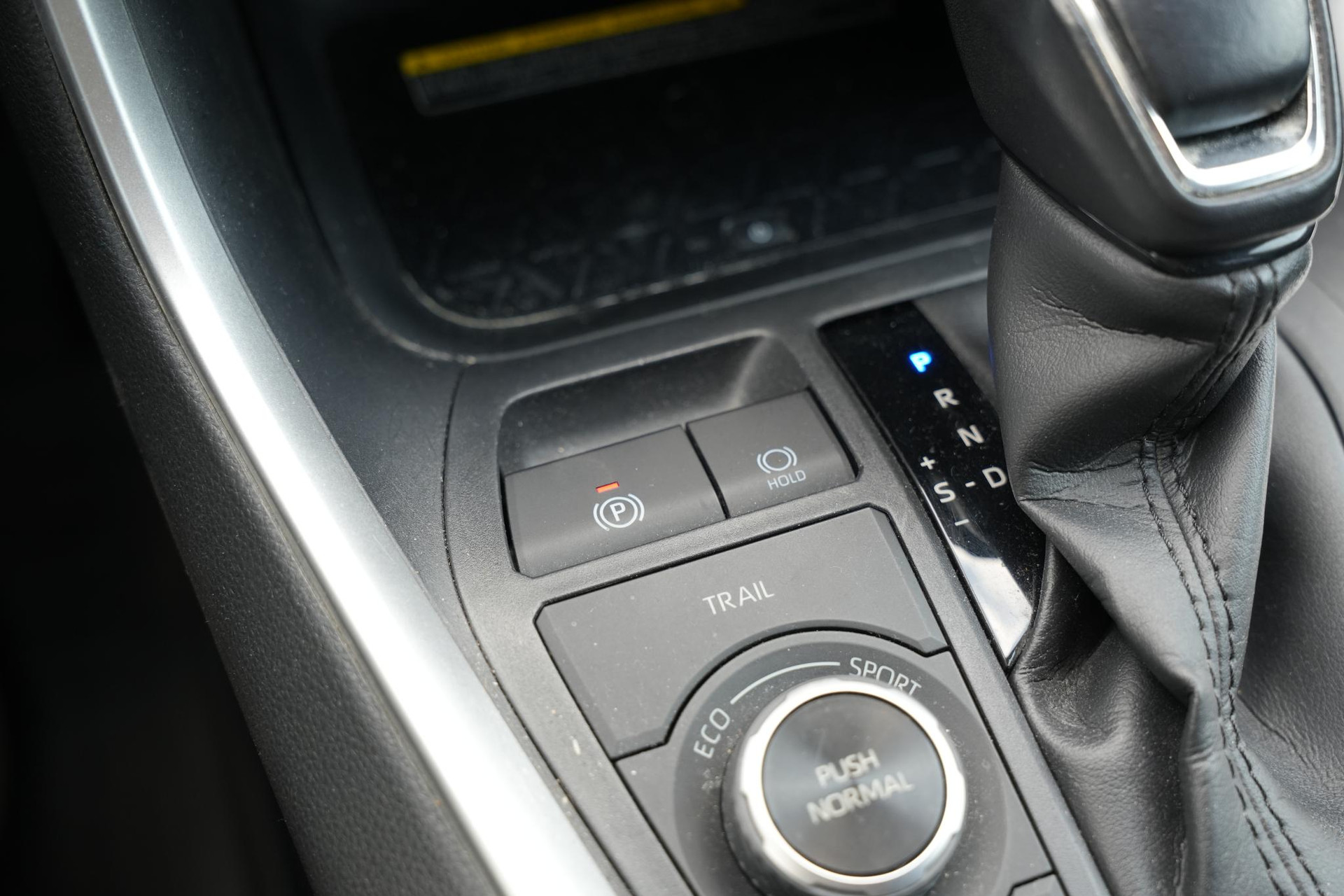 Toyota RAV4 2.5 Hybrid AWD Business Intro 2019 (040) 16