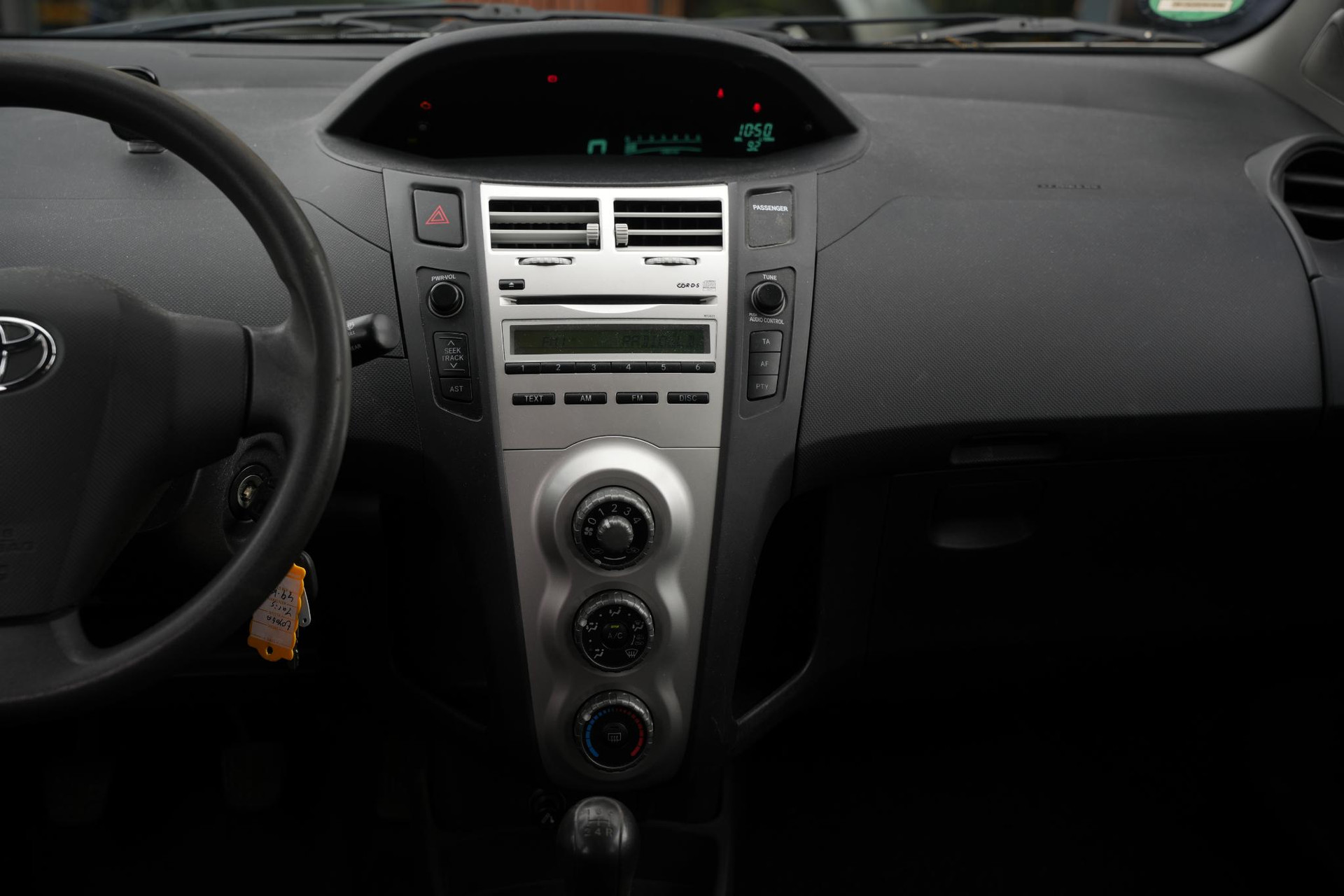Toyota Yaris 1.3 VVTi Sol 2009 (1G3) 10