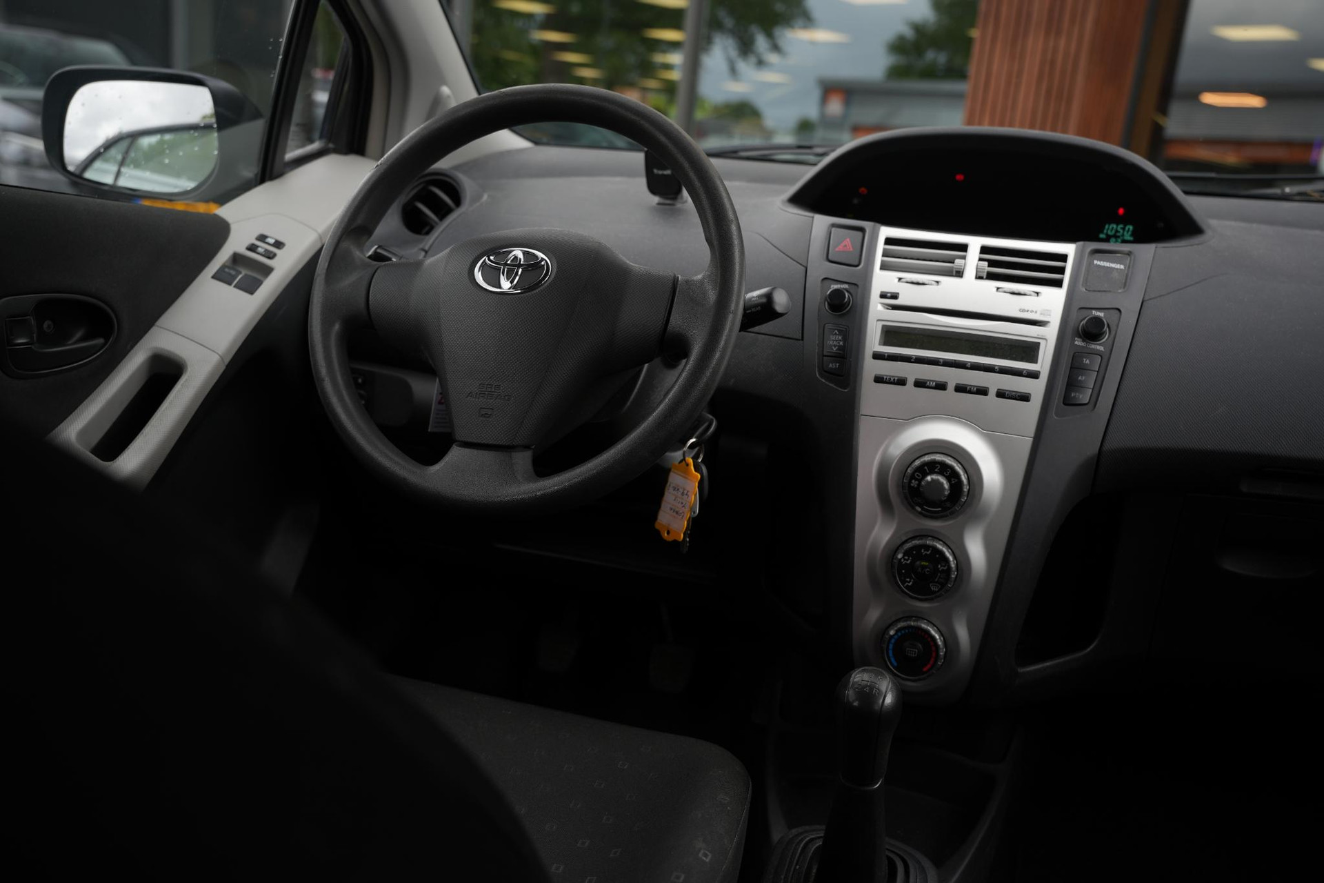 Toyota Yaris 1.3 VVTi Sol 2009 (1G3) 11