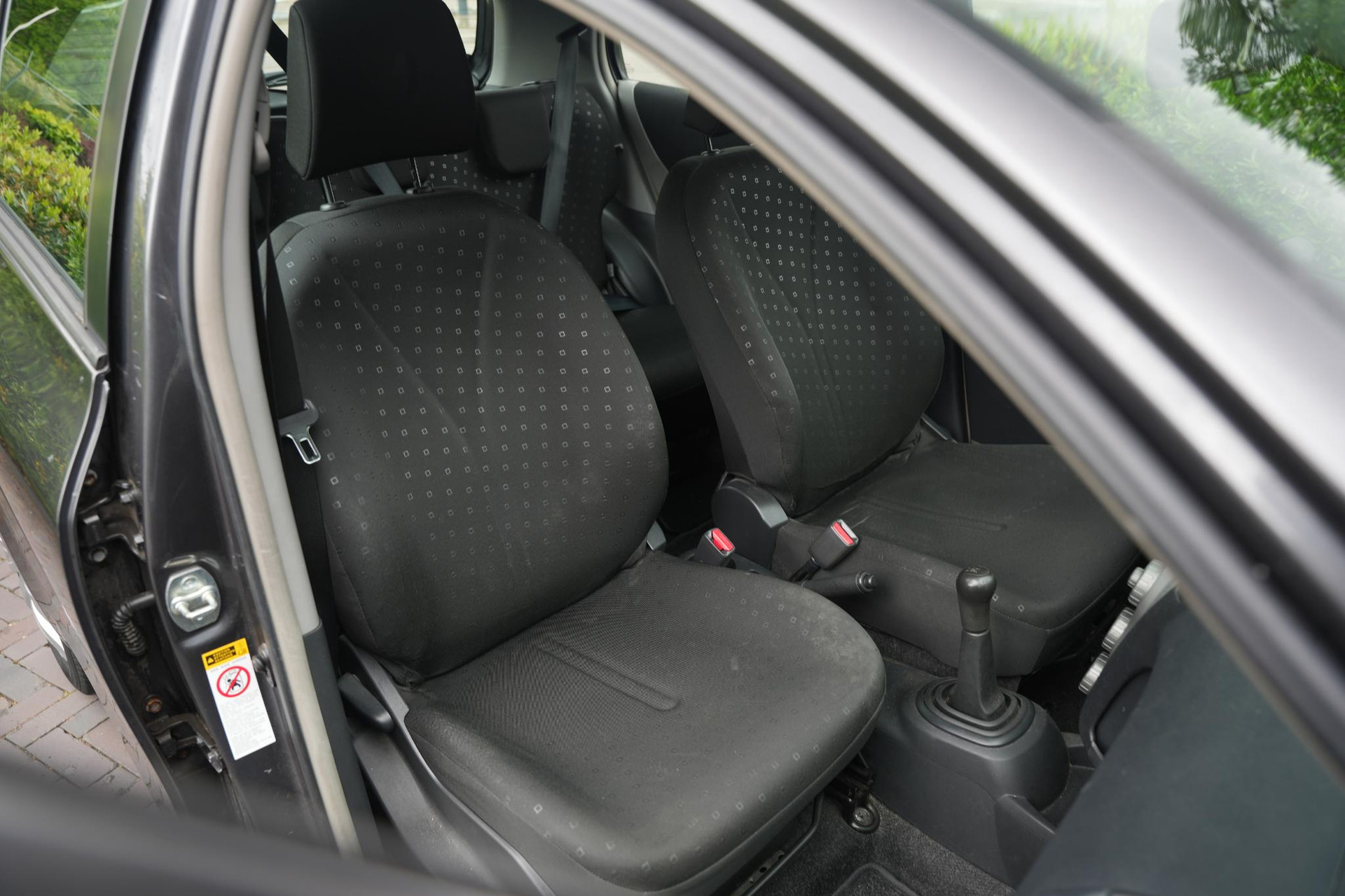 Toyota Yaris 1.3 VVTi Sol 2009 (1G3) 16