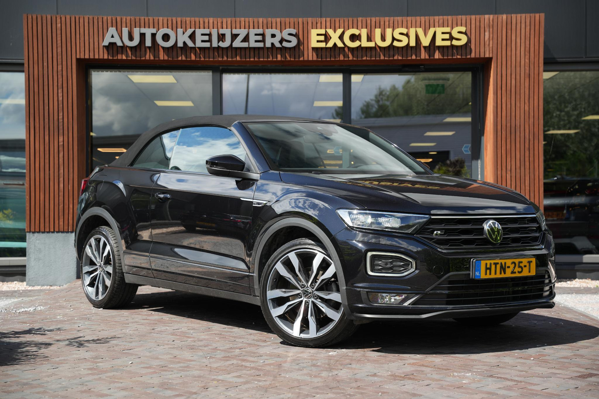 Volkswagen T-Roc Cabrio 1.5 TSI R-Line 2021 Deep black zwart 5