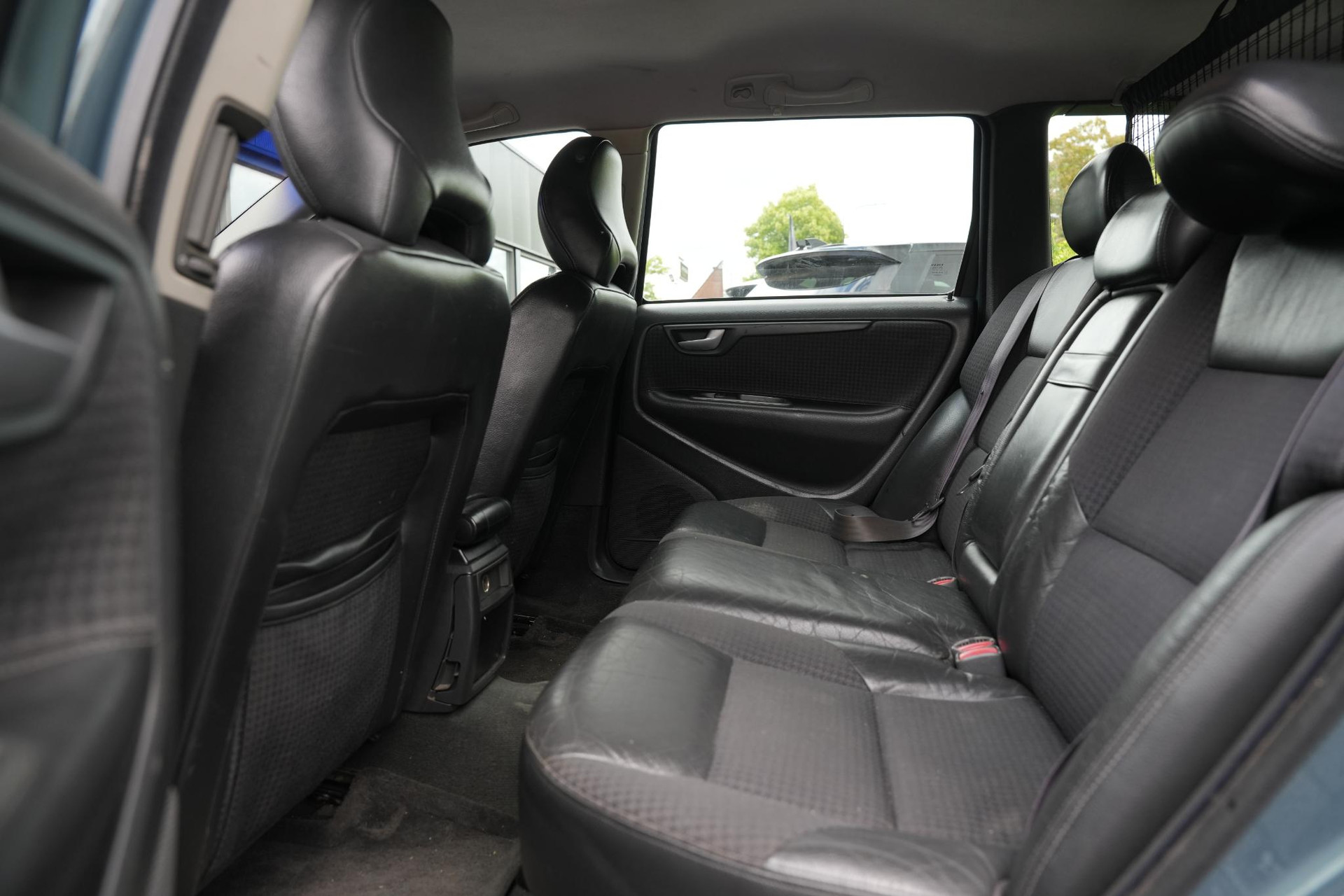 Volvo V70 2.4 Comfort Line 2001 GREYGOLD METALLIC (449) 13