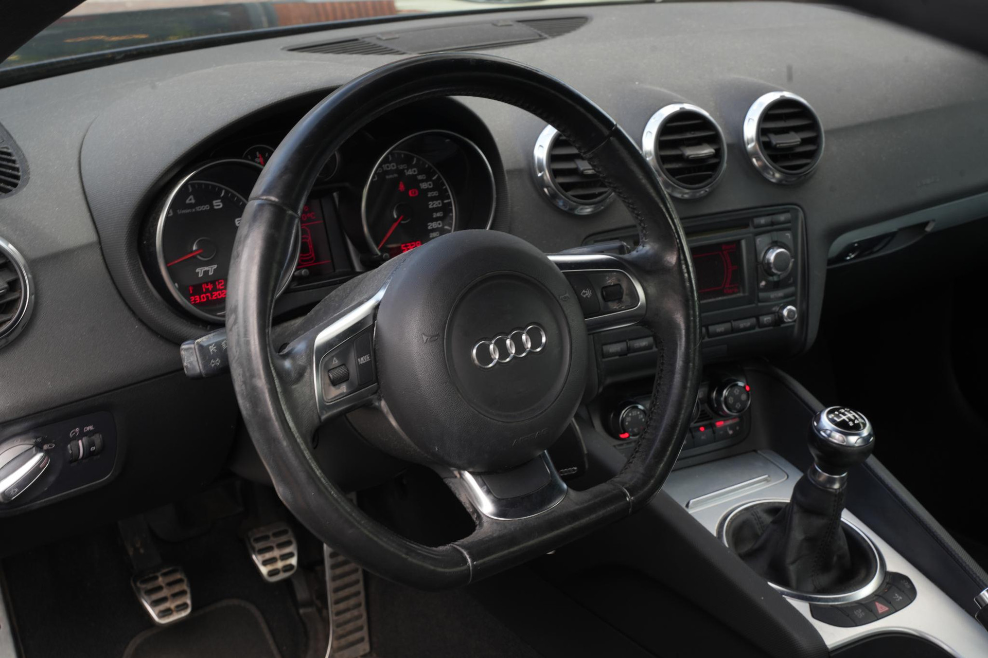 Audi TT 2.0 TFSI 2006  8