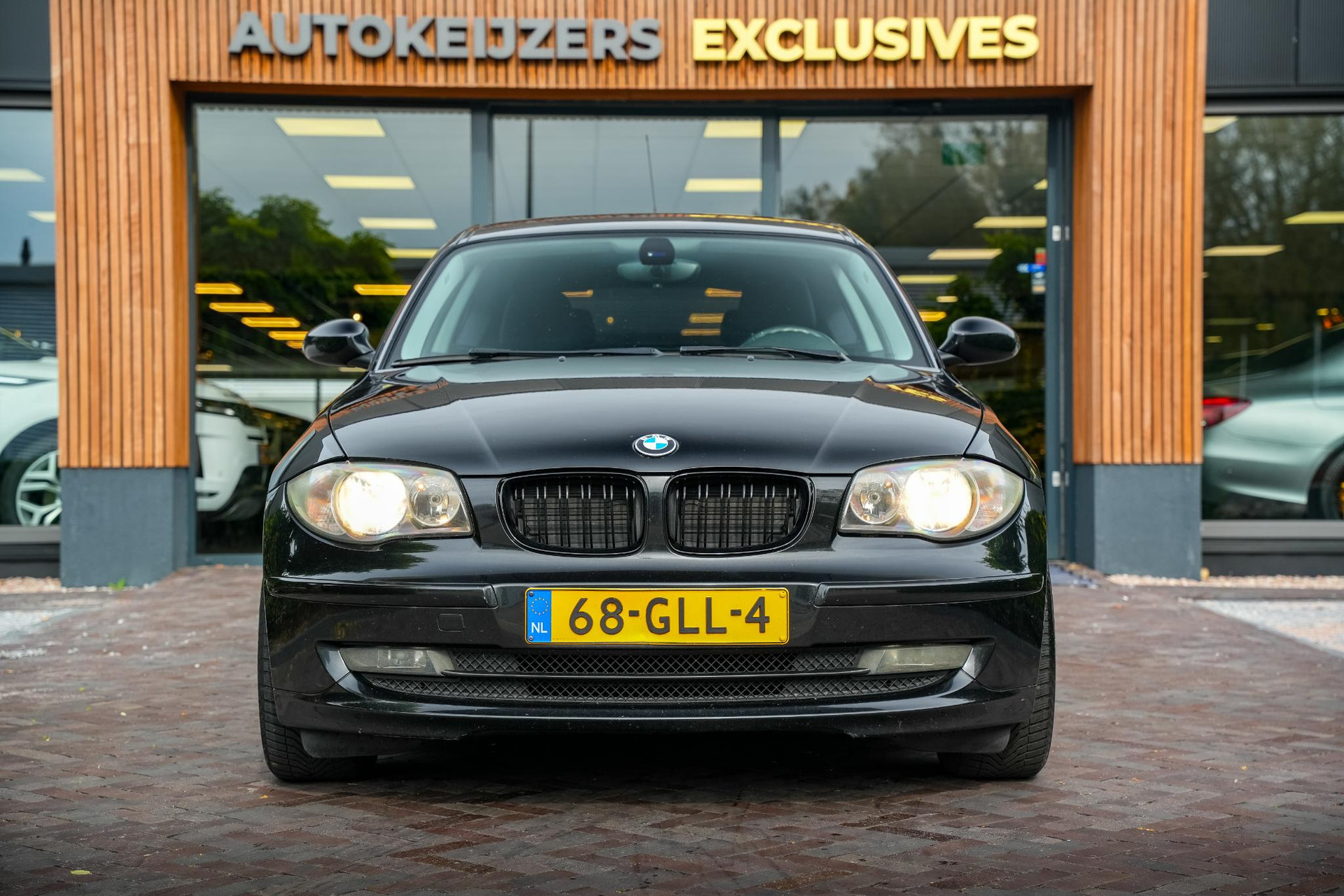 BMW 1-serie 120d Business Line 2008 Saphirschwarz metallic 3