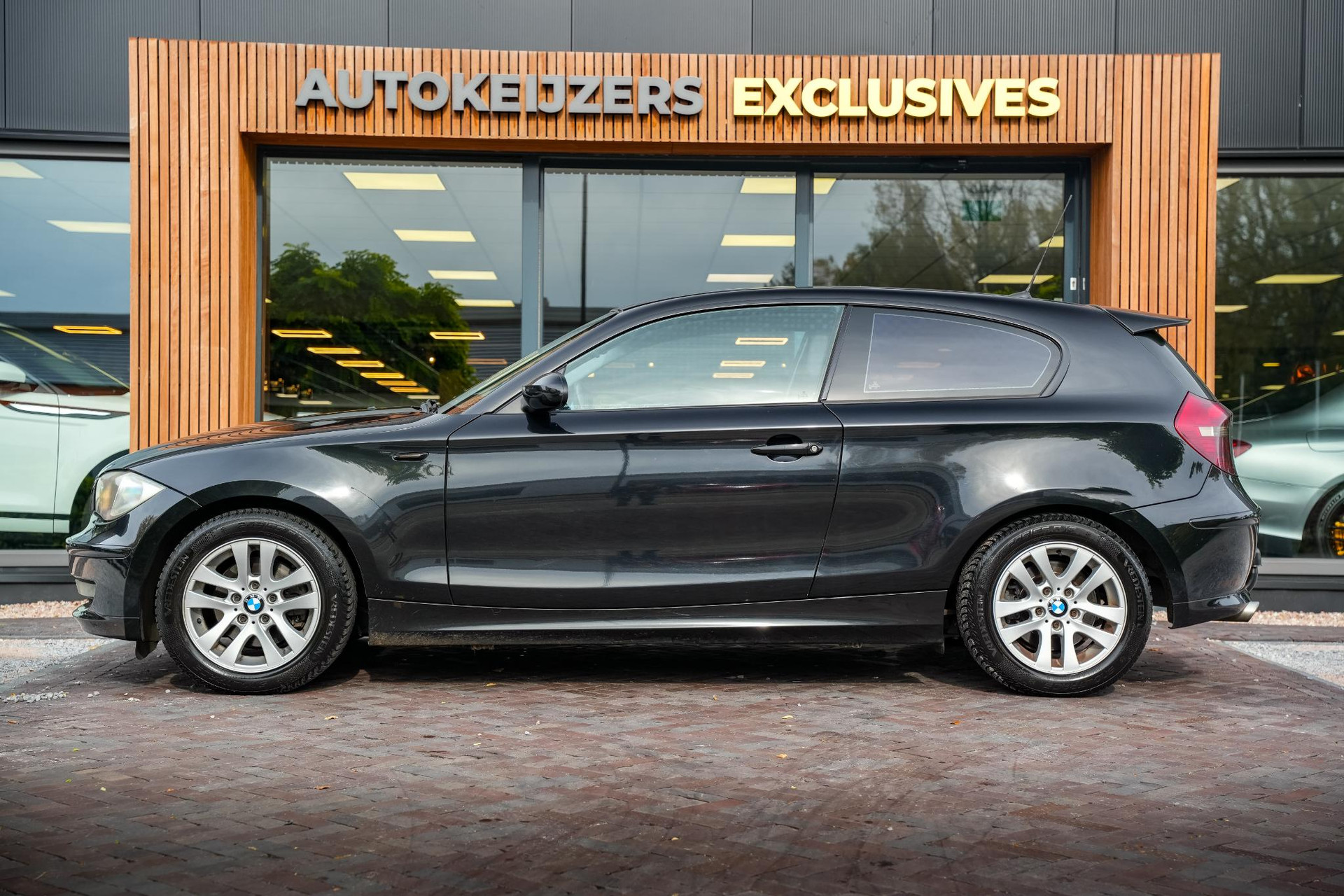 BMW 1-serie 120d Business Line 2008 Saphirschwarz metallic 5