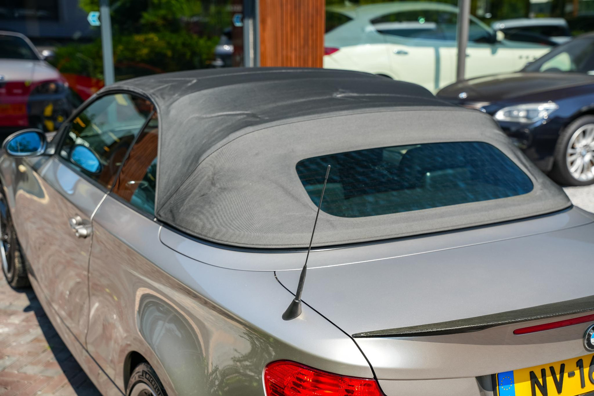 BMW 1 Serie Cabrio 118i 2008 KASCHMIRSILBER METALLIC (A72) 23