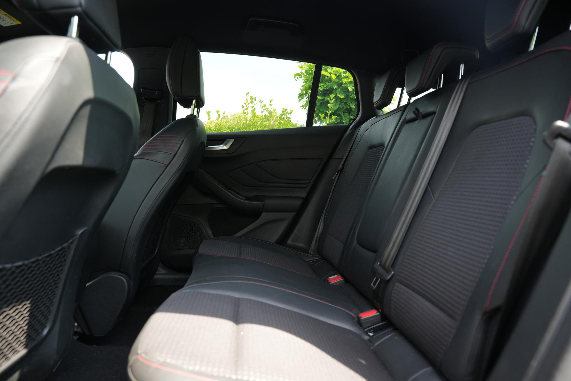 Ford FOCUS Wagon 1.5 EcoBoost ST Line Business 2019  6