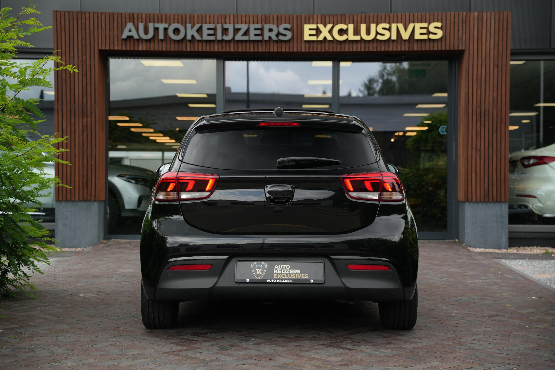 Kia Rio 1.0 TGDI Platinum 2017 Aurora Black Pearl (ABP) 11