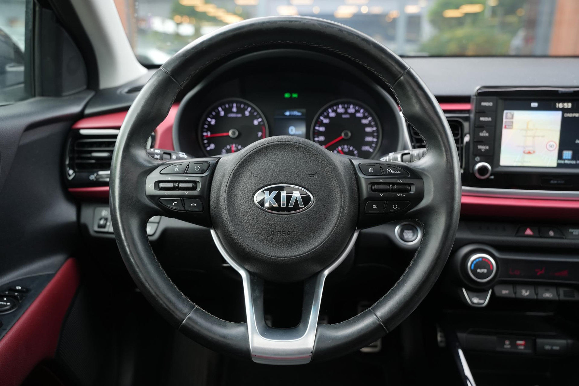 Kia Rio 1.0 TGDI Platinum 2017 Aurora Black Pearl (ABP) 15