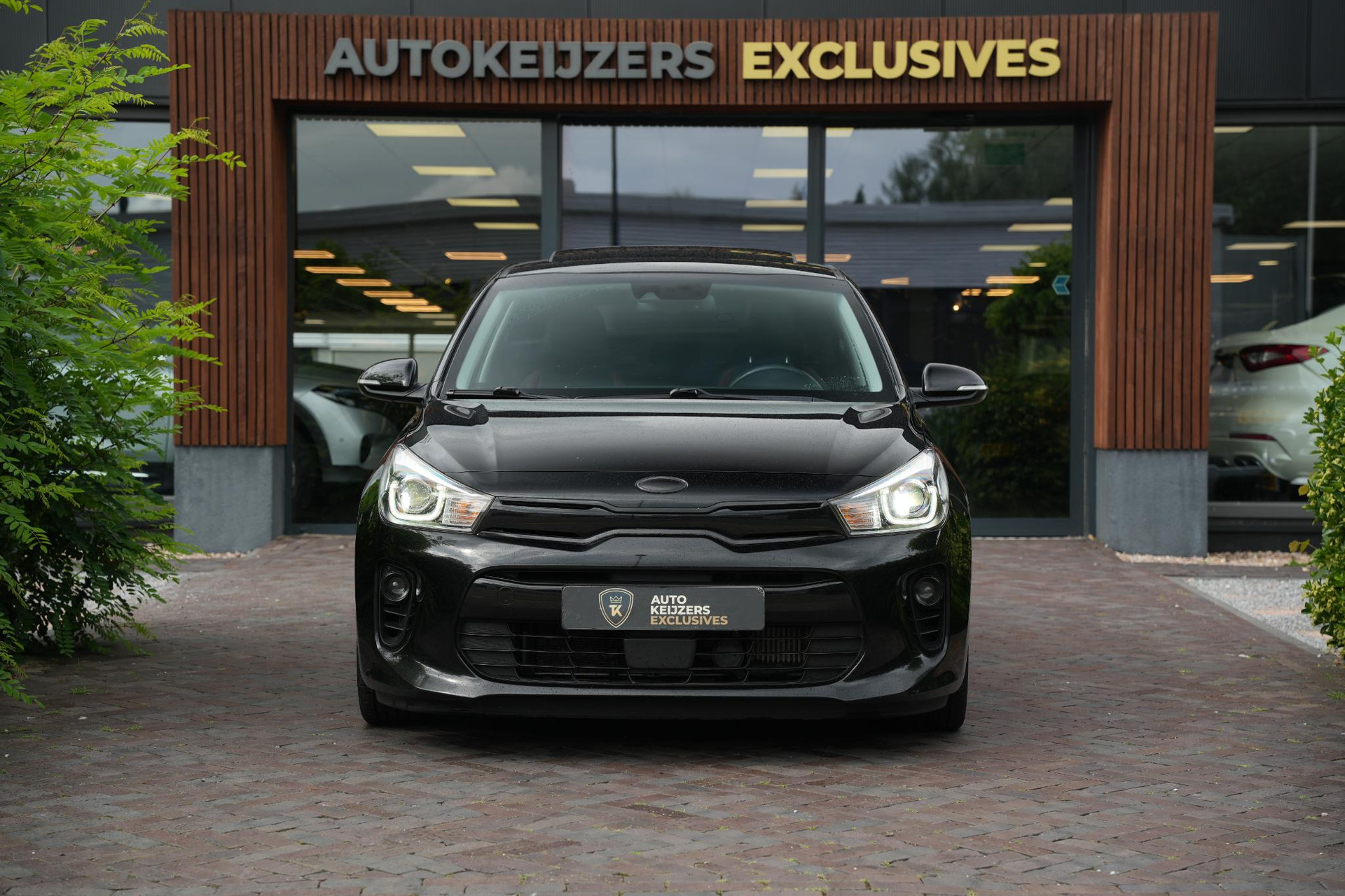 Kia Rio 1.0 TGDI Platinum 2017 Aurora Black Pearl (ABP) 3