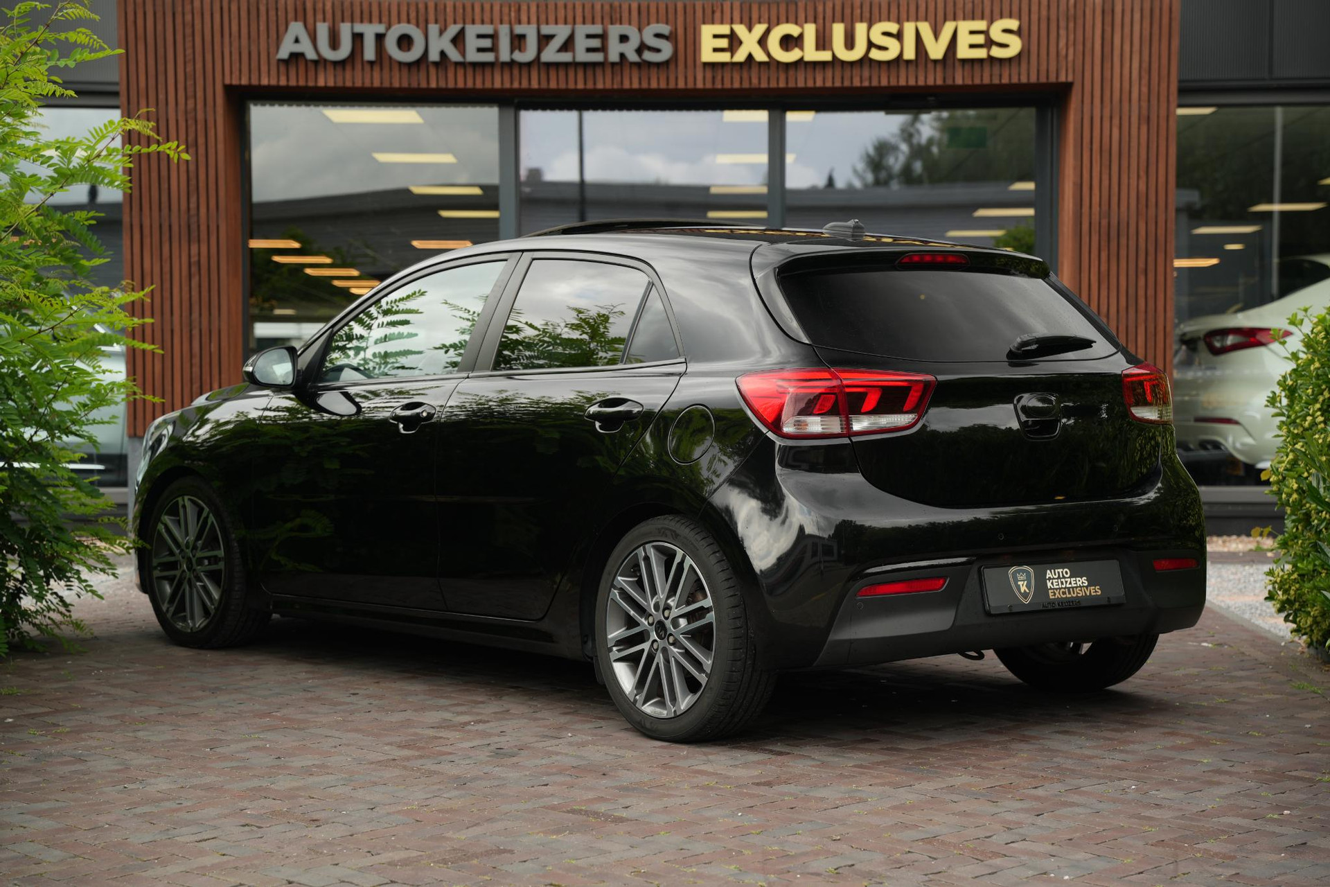 Kia Rio 1.0 TGDI Platinum 2017 Aurora Black Pearl (ABP) 9