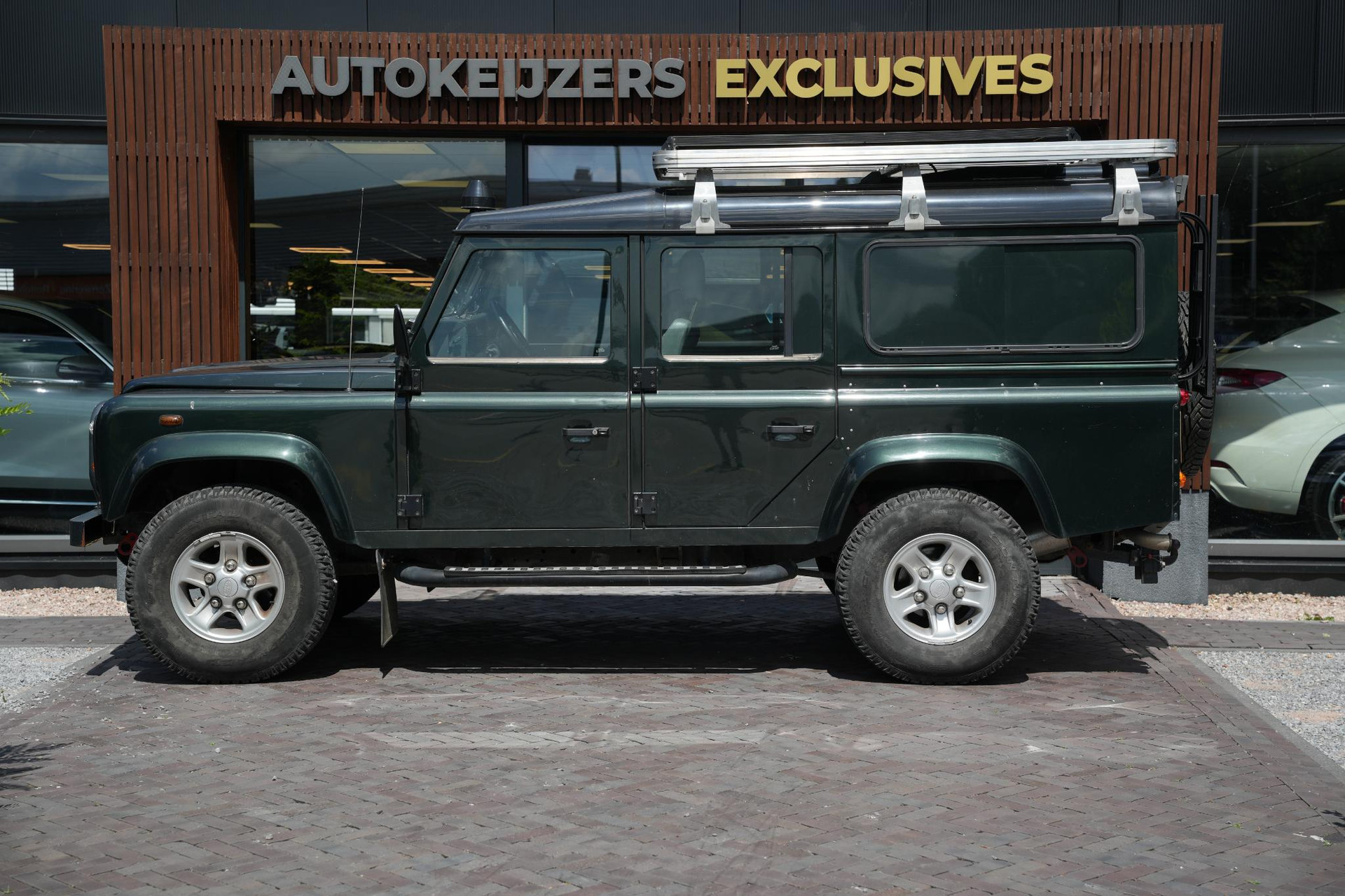 Land Rover Defender 2.5 Td5 SW 110