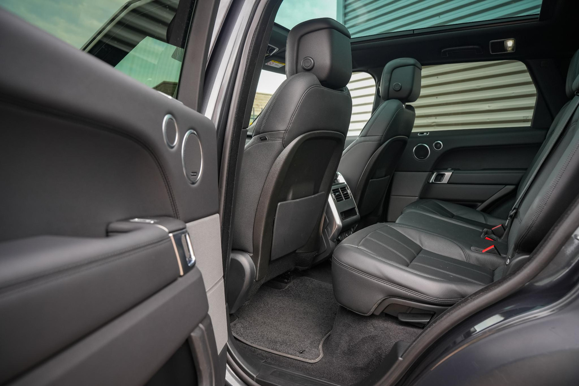 Land Rover Range Rover Sport 2.0 P400e SE 2019 Storm Grey (1AU) 10