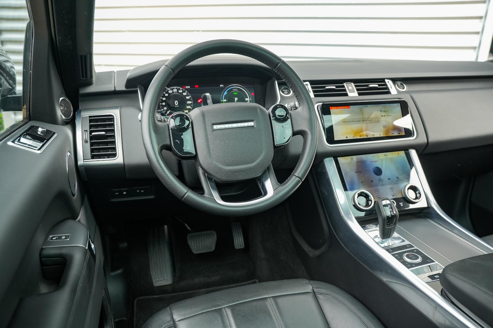 Land Rover Range Rover Sport 2.0 P400e SE 2019 Storm Grey (1AU) 4