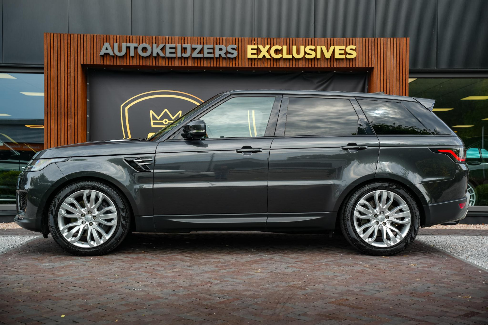 Land Rover Range Rover Sport 2.0 P400e SE 2019 Storm Grey (1AU) 5