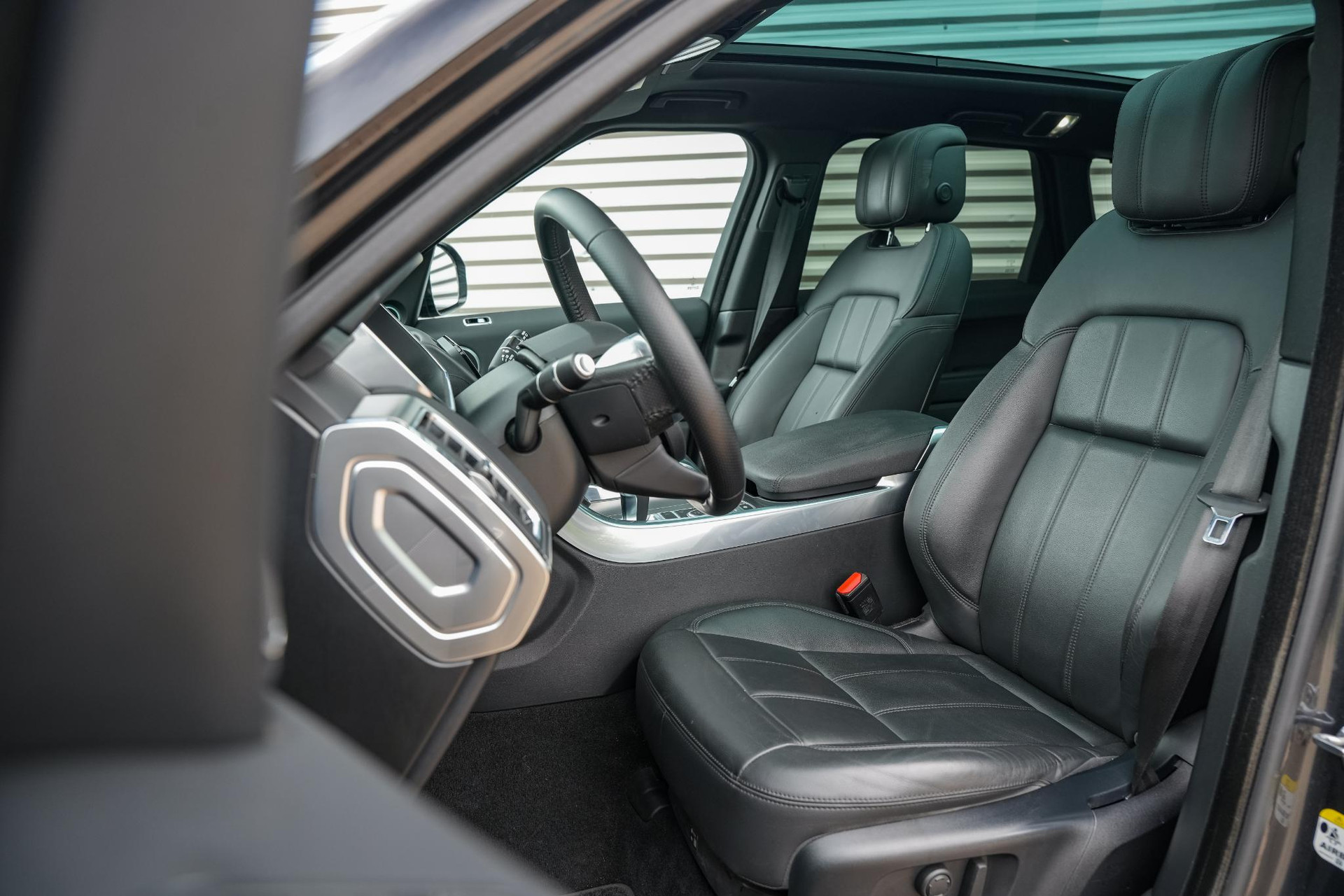 Land Rover Range Rover Sport 2.0 P400e SE 2019 Storm Grey (1AU) 8