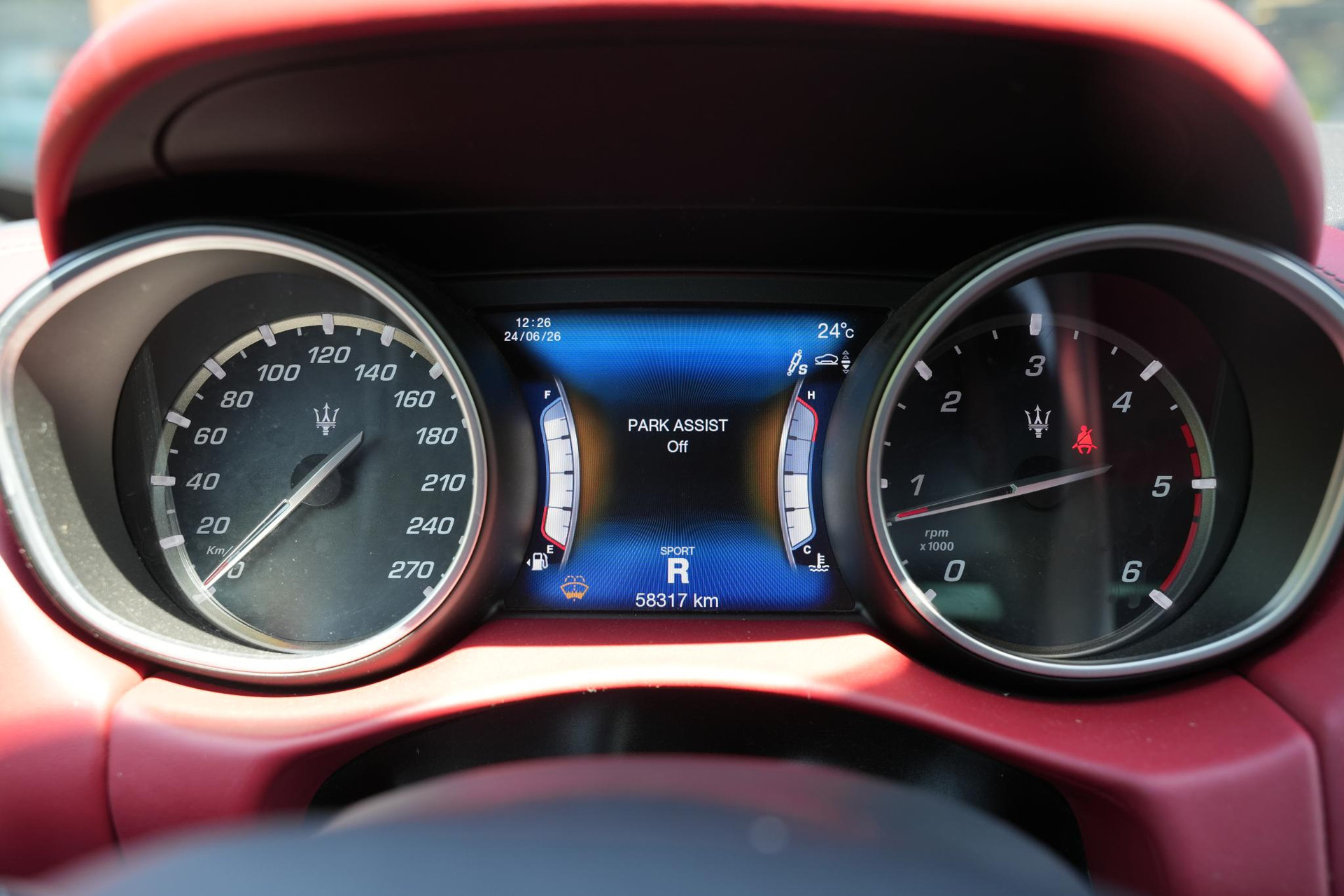 Maserati Levante 3.0 V6 D AWD GranLusso 2017  8