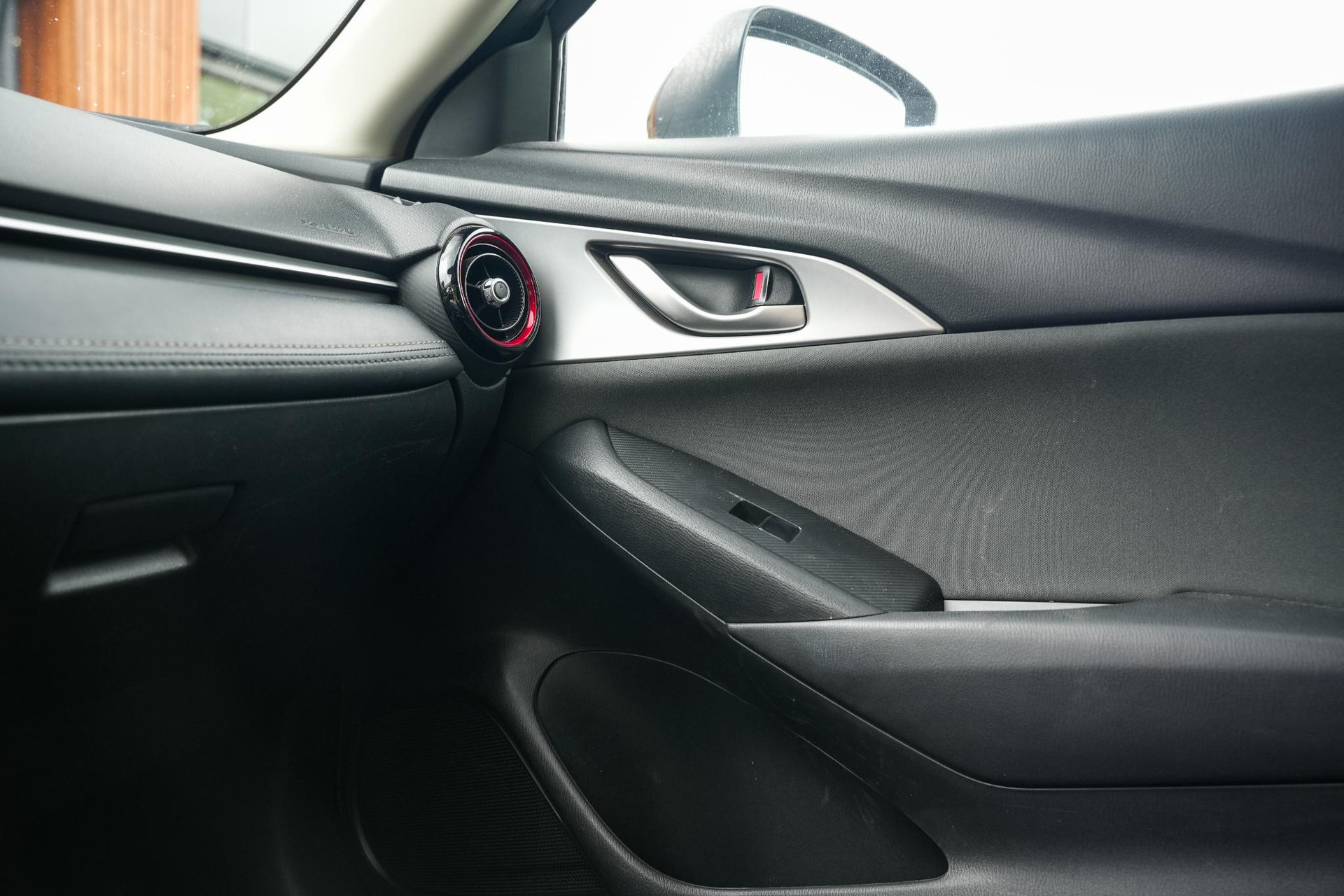 Mazda CX-3 2.0 SkyActiv-G 120 Dynamic 2017 TITANIUM FLASH MICA (42S) 22