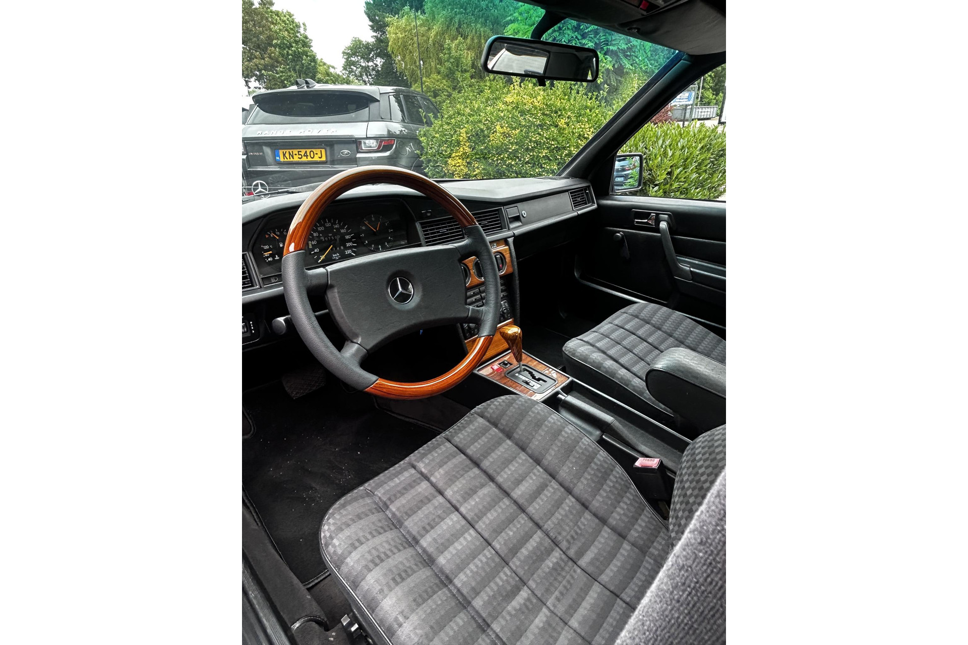 Mercedes-Benz 190 1.8 E Basic 1992  2