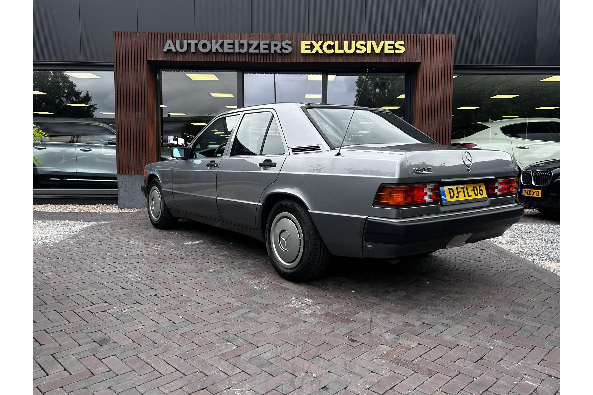 Mercedes-Benz 190 1.8 E Basic 1992  9