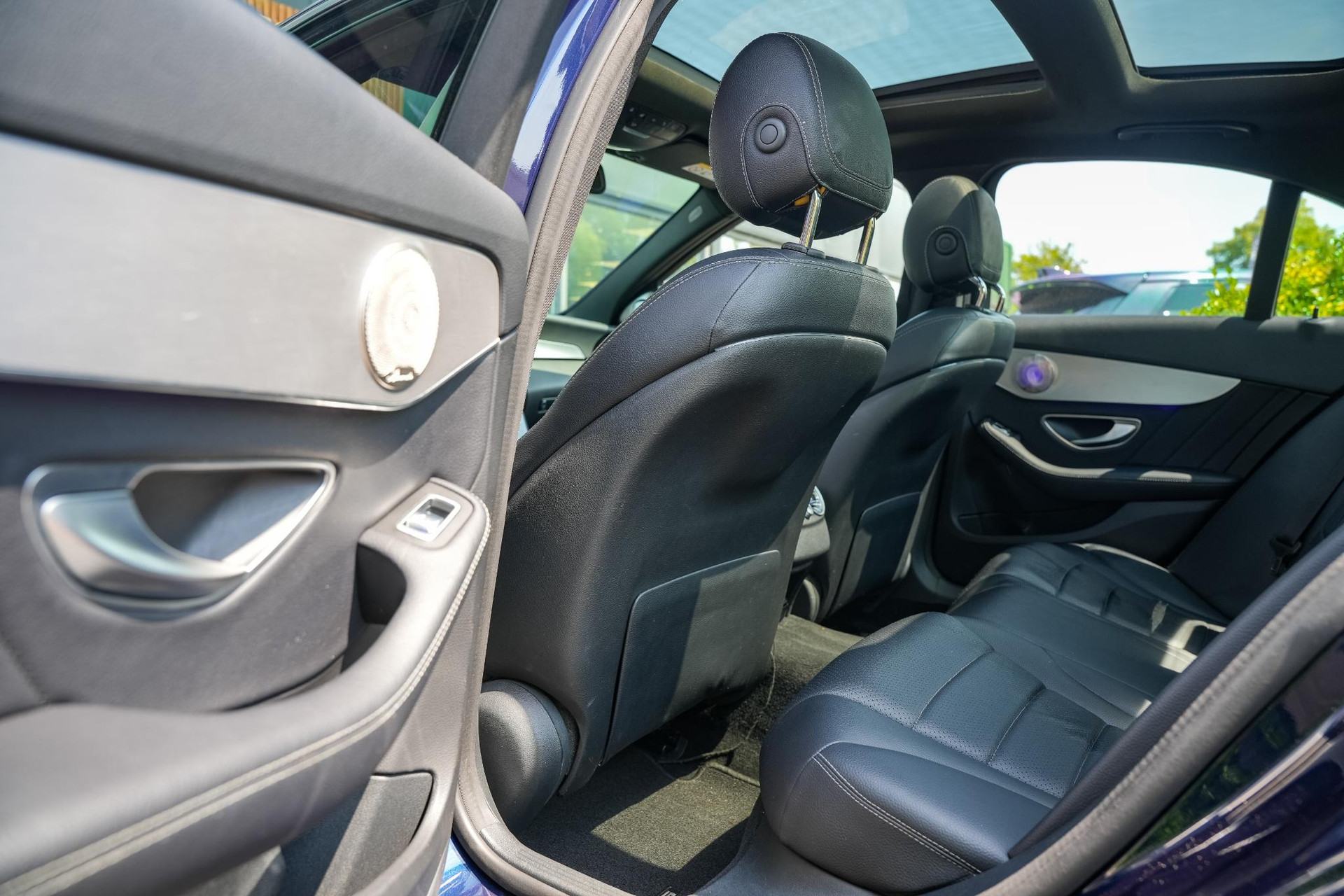 Mercedes-Benz C-Klasse 180 Business Solution AMG 2018 CAVANSITE BLUE METALLIC FINISH (890U) 10