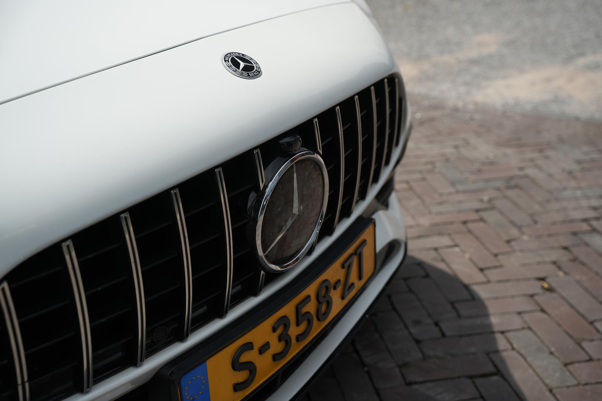 Mercedes-Benz C-Klasse 300 e AMG Line Limited 2022 Opalite white - Metallic finish (885U) 27