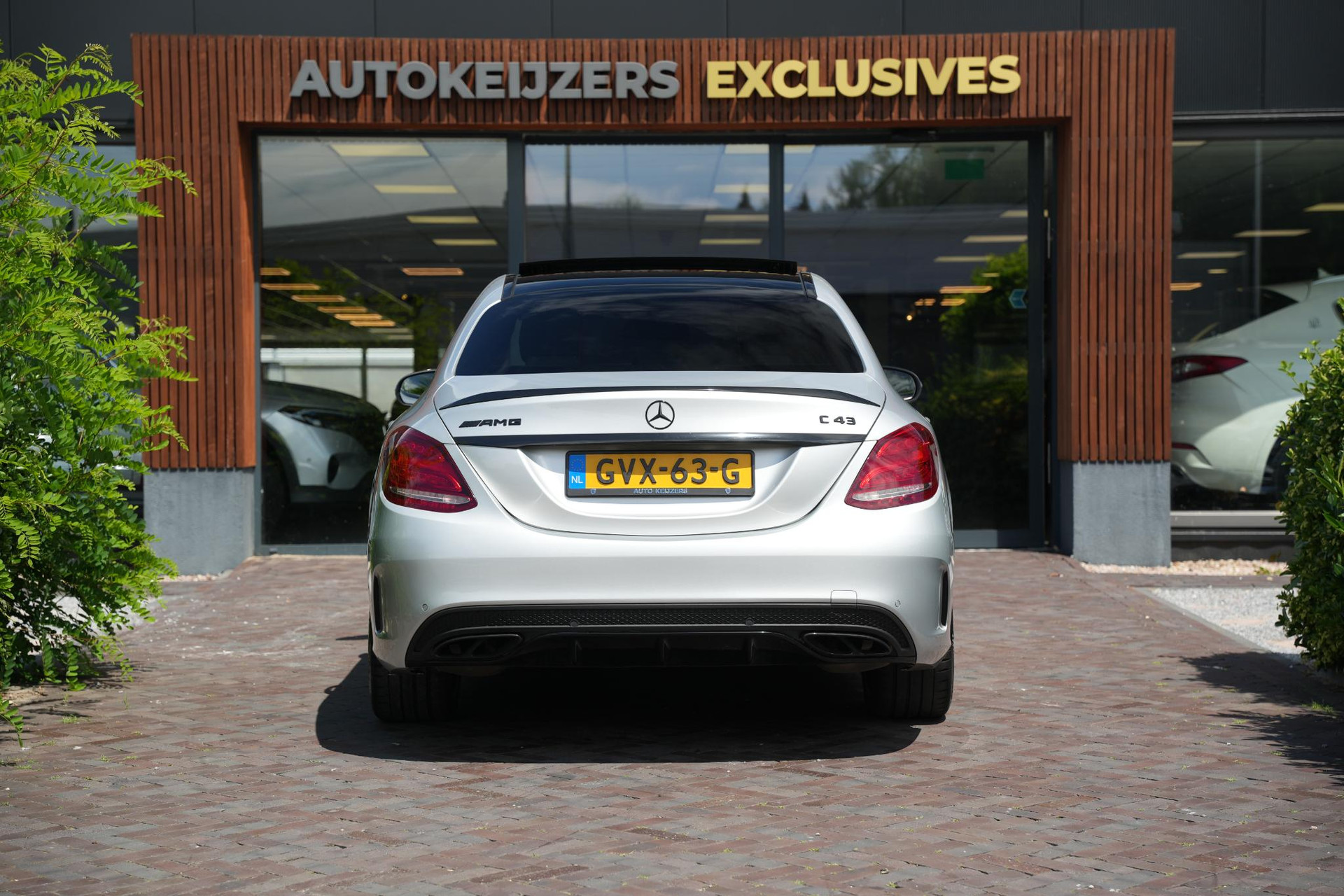 Mercedes-Benz C-Klasse AMG 43 4MATIC 2017 IRIDIUM SILVER - METALLIC FINISH (775U) 13