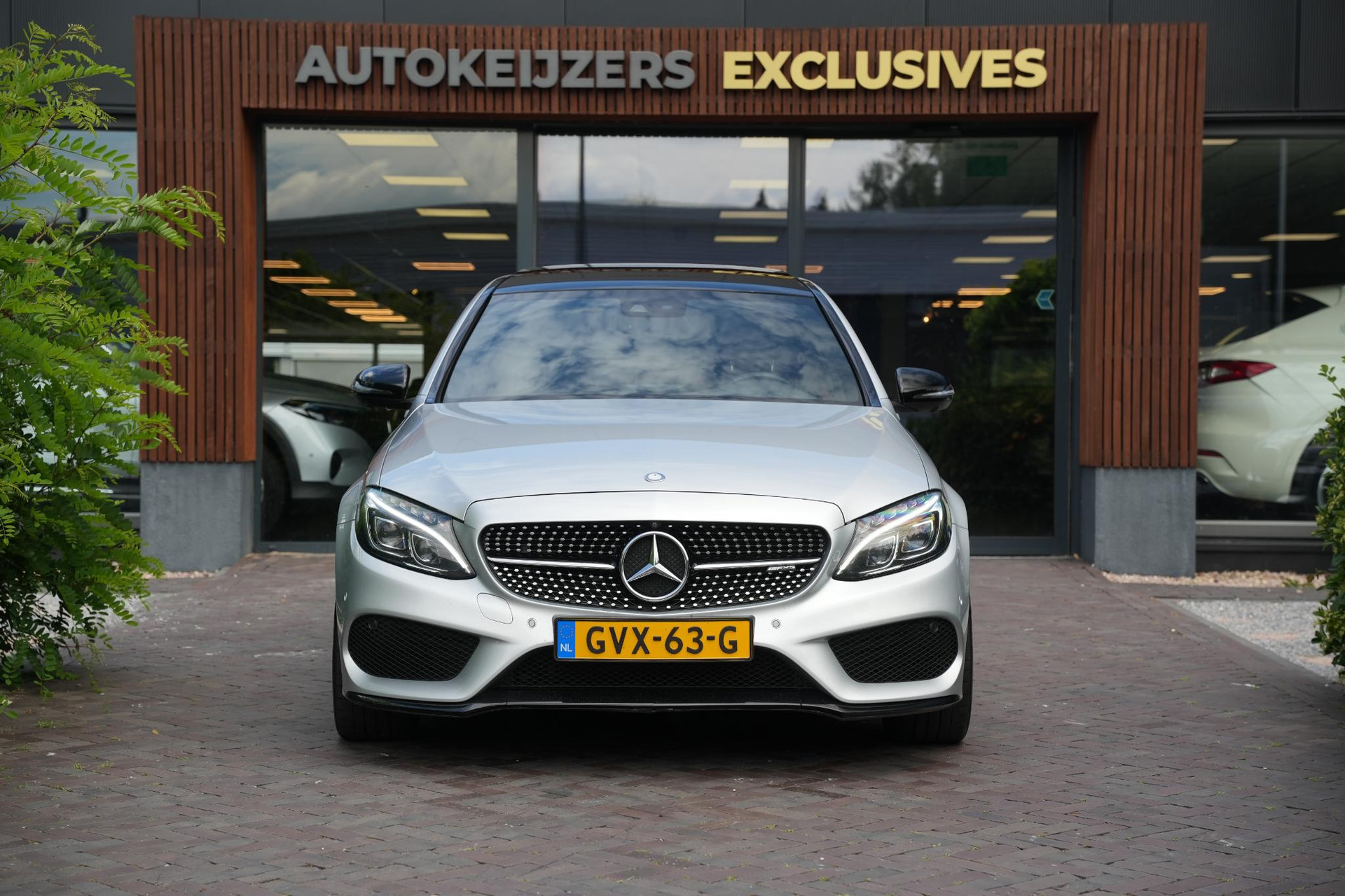 Mercedes-Benz C-Klasse AMG 43 4MATIC 2017 IRIDIUM SILVER - METALLIC FINISH (775U) 3