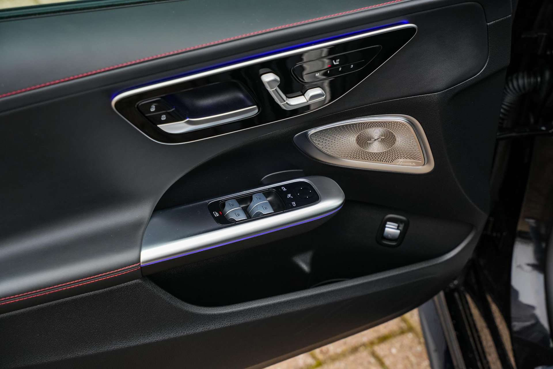 Mercedes-Benz C-Klasse AMG 43 4MATIC 2024 Obsidian black - metallic finish (197U) 12