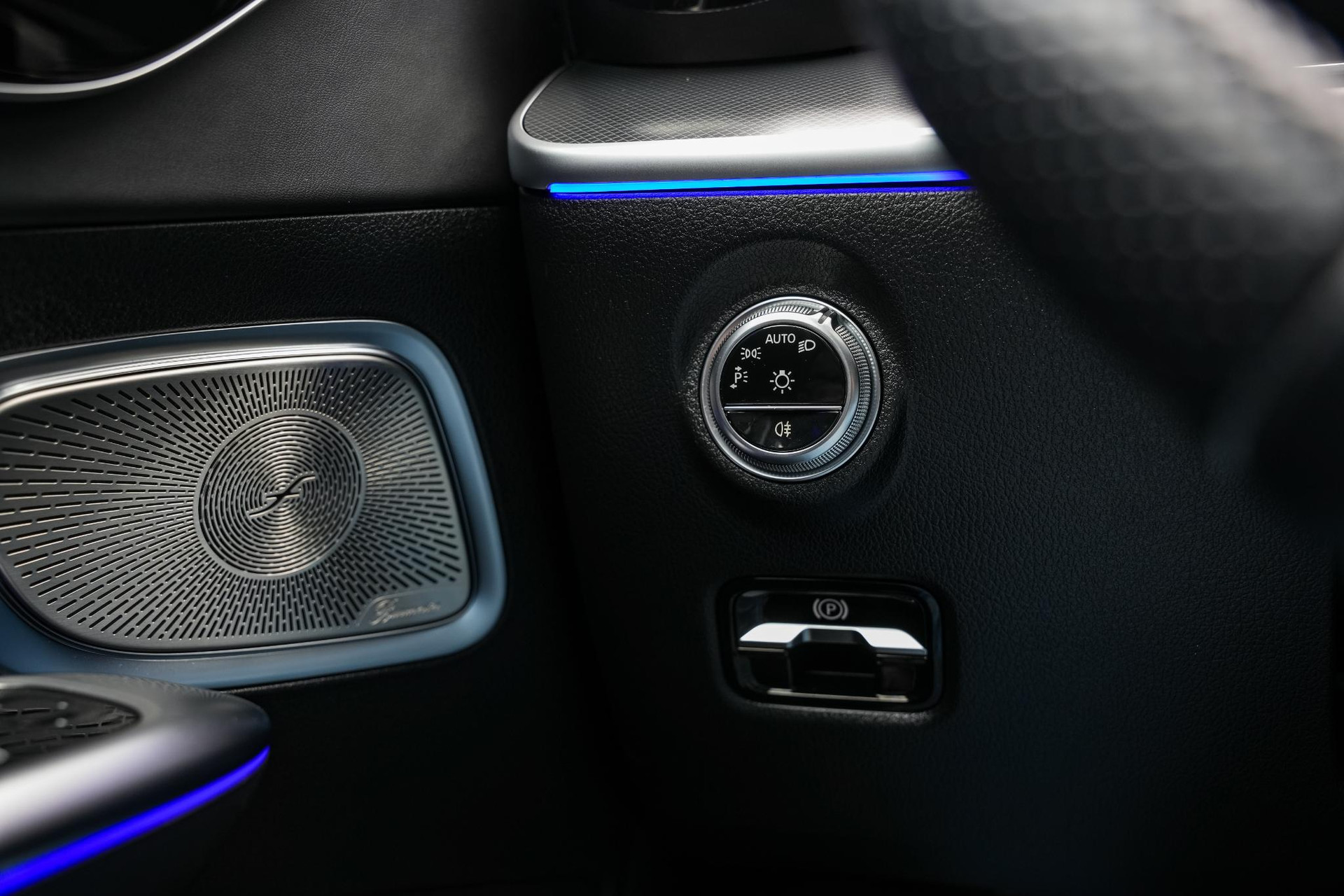 Mercedes-Benz C-Klasse AMG 43 4MATIC 2024 Obsidian black - metallic finish (197U) 24