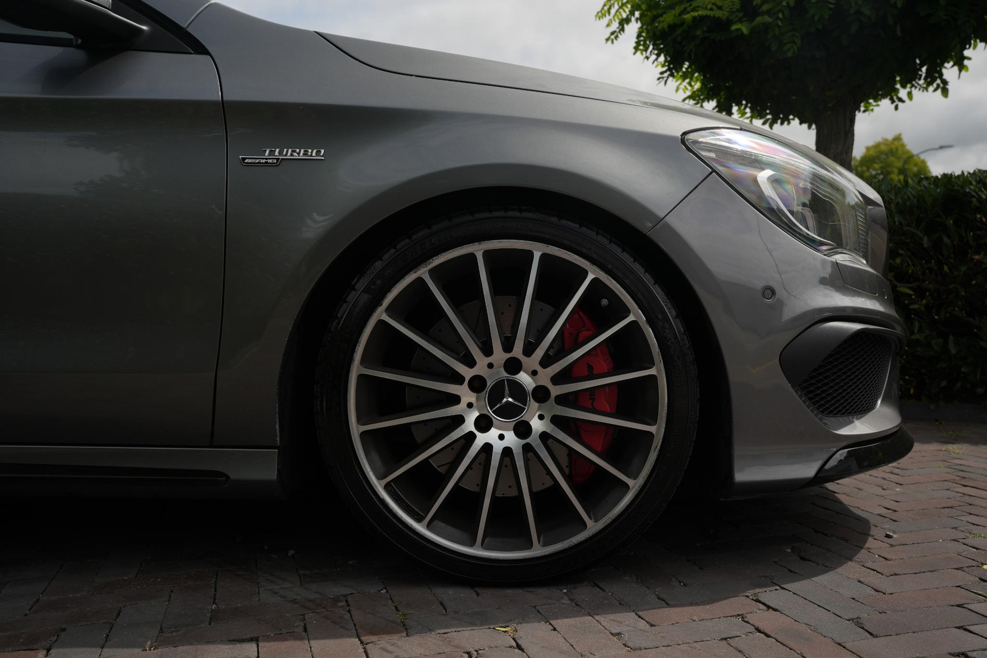 Mercedes-Benz CLA-Klasse Shooting Brake AMG 45 4MATIC 2015 MOUNTAIN GRAY - METALLICH FINISH (787U) 11