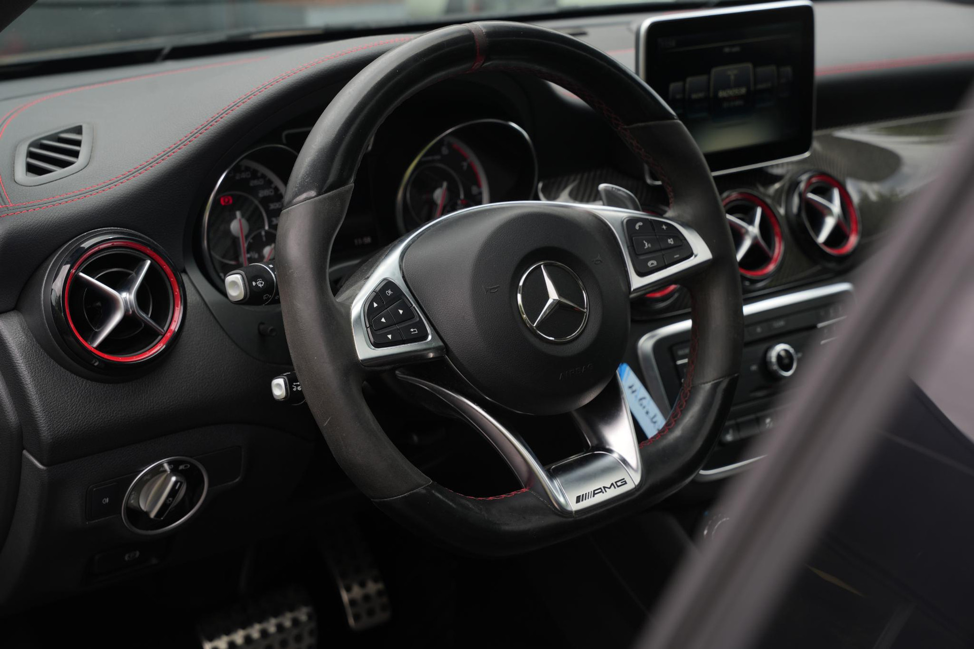 Mercedes-Benz CLA-Klasse Shooting Brake AMG 45 4MATIC 2015 MOUNTAIN GRAY - METALLICH FINISH (787U) 14