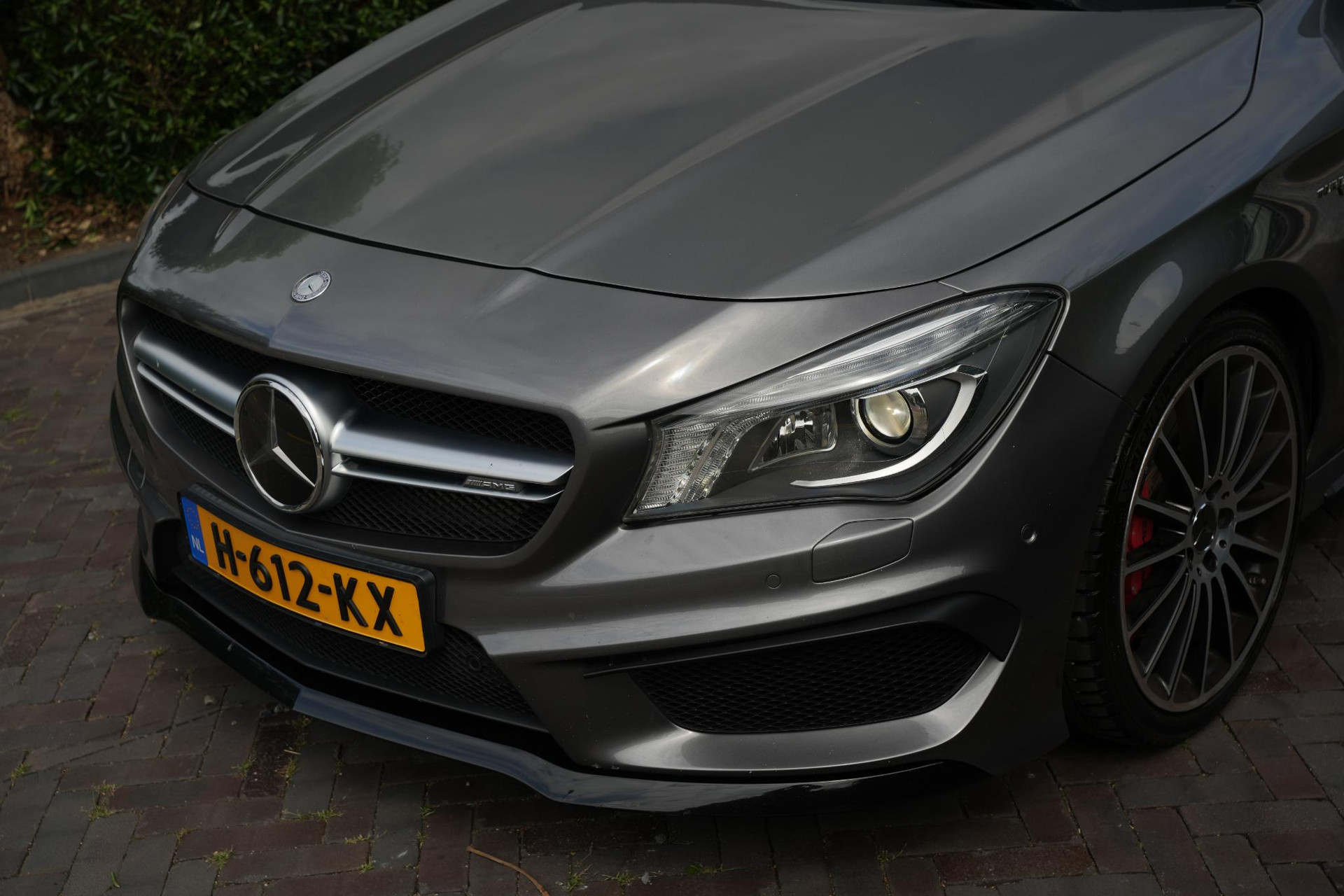 Mercedes-Benz CLA-Klasse Shooting Brake AMG 45 4MATIC 2015 MOUNTAIN GRAY - METALLICH FINISH (787U) 18