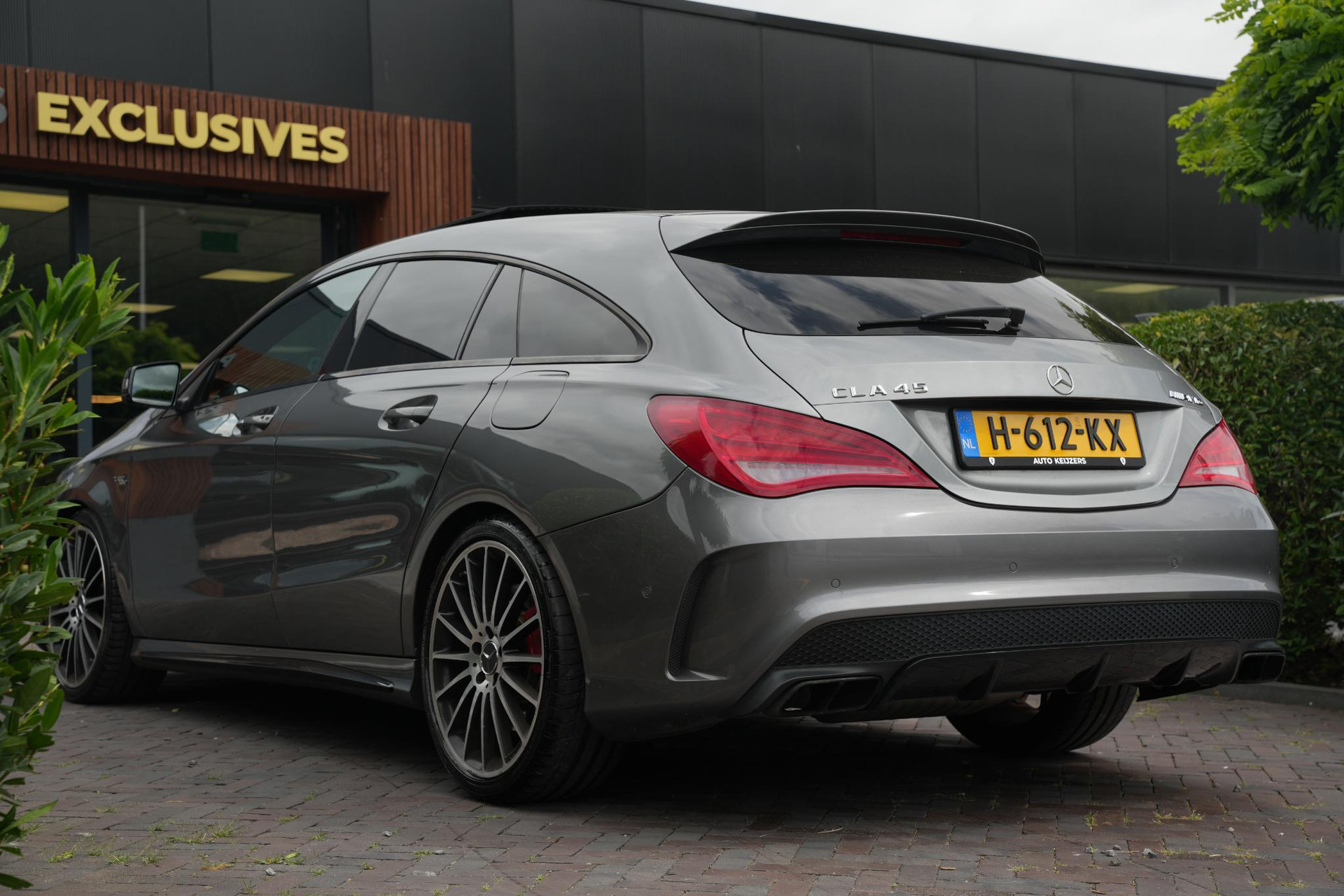 Mercedes-Benz CLA-Klasse Shooting Brake AMG 45 4MATIC 2015 MOUNTAIN GRAY - METALLICH FINISH (787U) 19