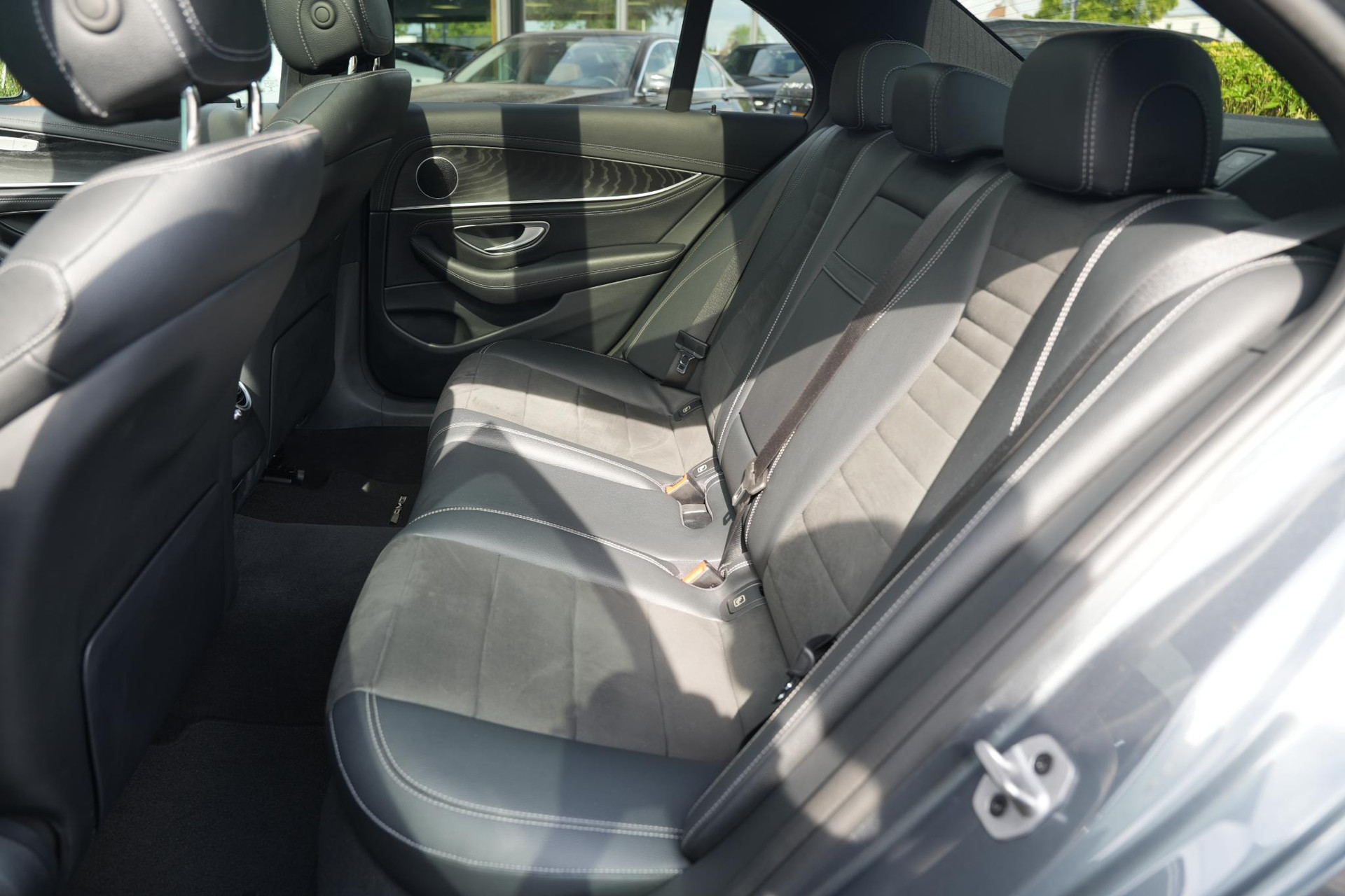 Mercedes-Benz E-Klasse 300 e AMG Line 2021 SELENITE GRAY - METALLIC FINISH (992U) 14