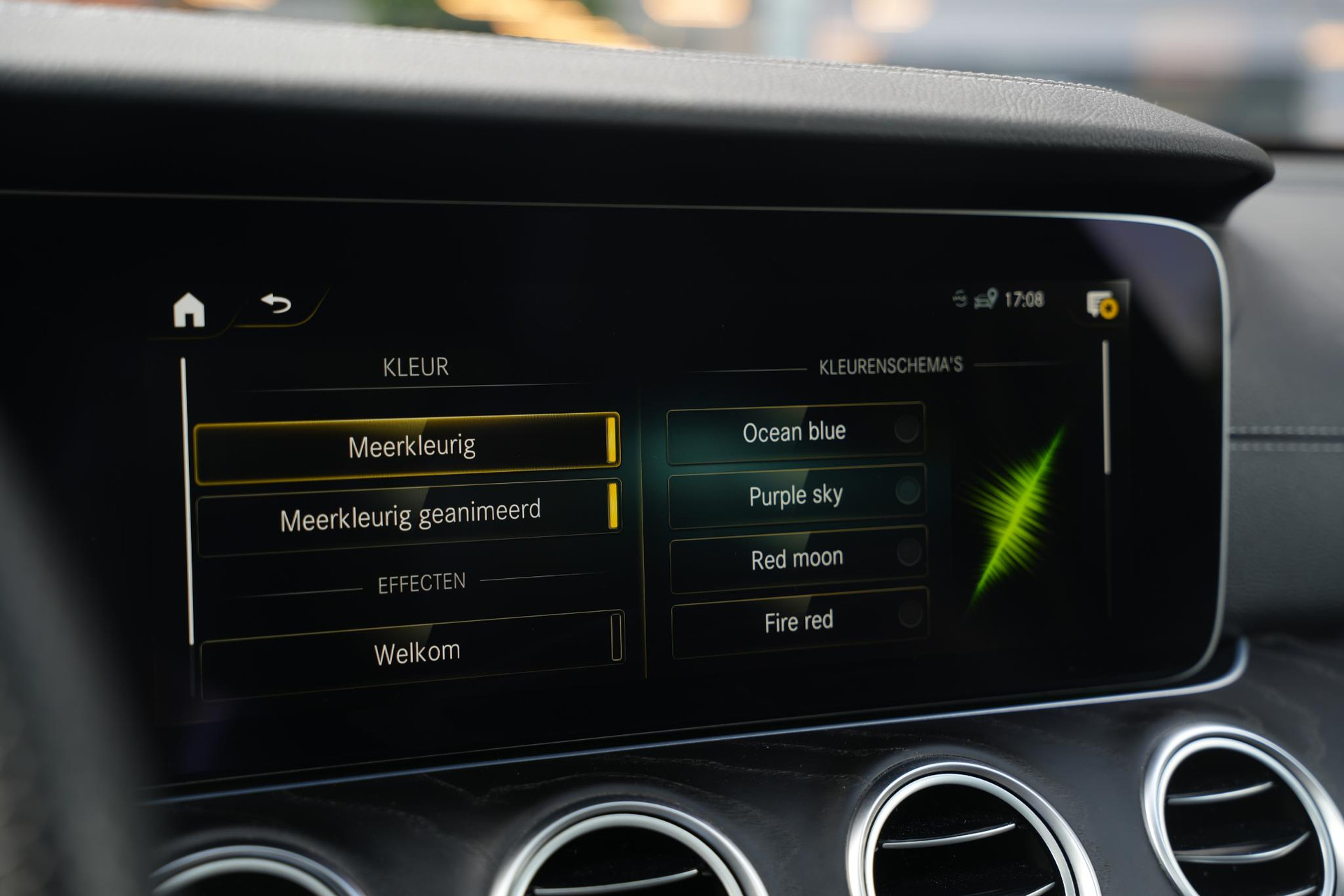Mercedes-Benz E-Klasse 300 e AMG Line 2021 SELENITE GRAY - METALLIC FINISH (992U) 30