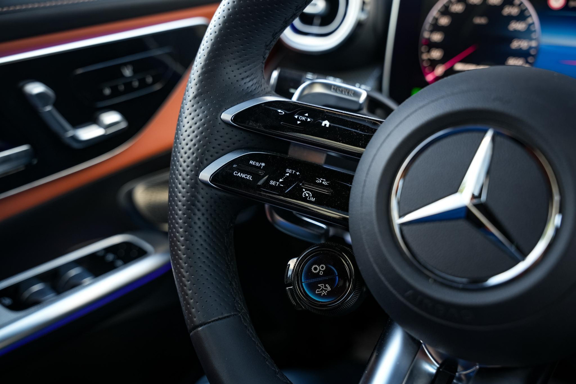 Mercedes-Benz GLC GLC 63 S AMG 2024 Obsidian black - metallic finish (197U) 23