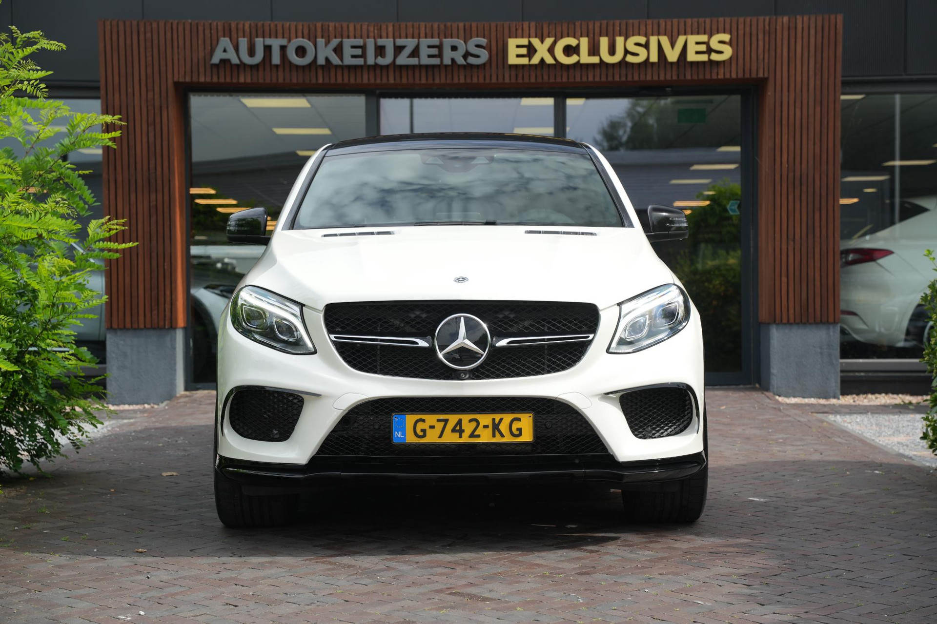Mercedes-Benz GLE Coupé 43 AMG 4MATIC 2015 DIAMOND WHITE - METALLIC PAINT (799U) 3