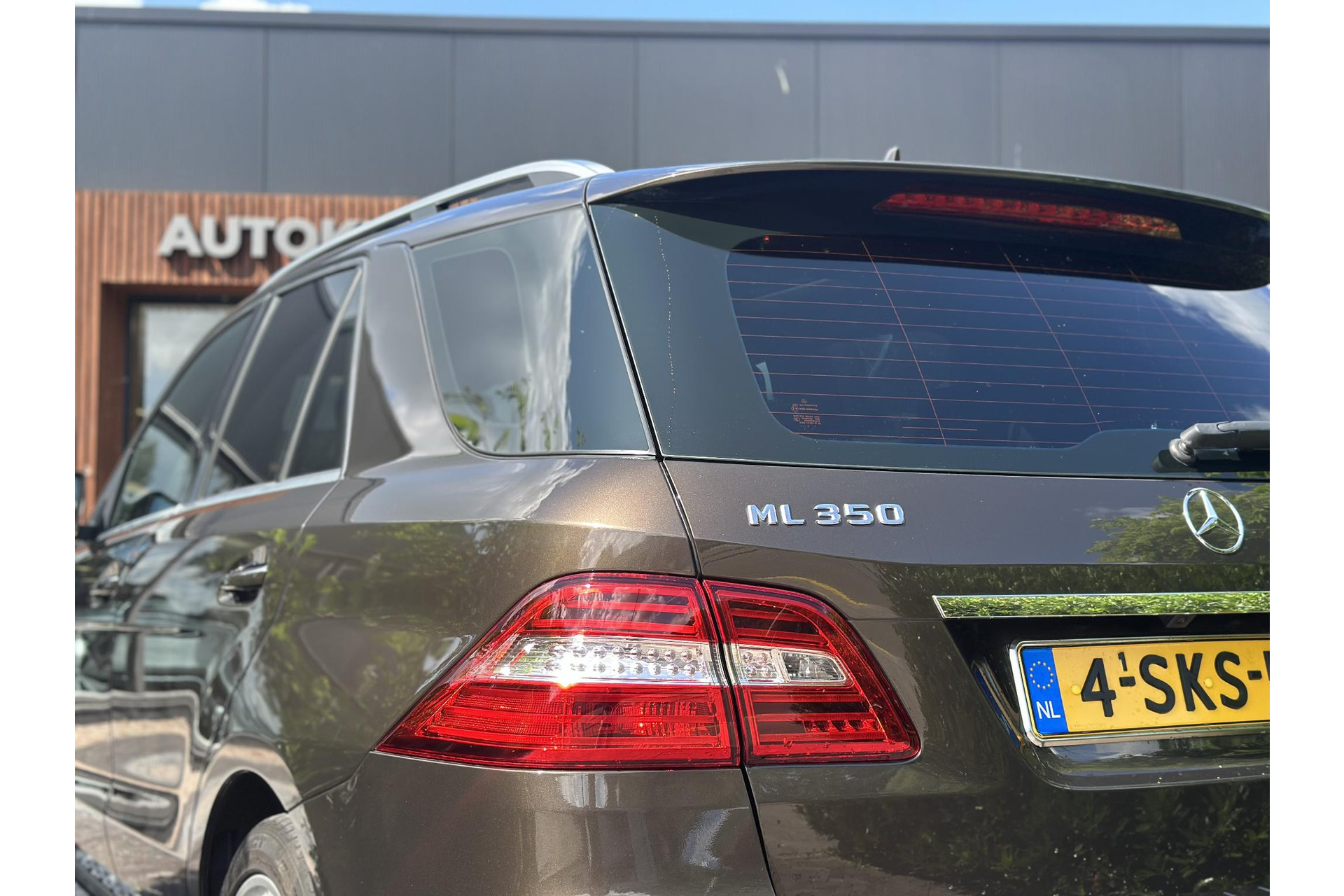 Mercedes-Benz M-Klasse 350 Edition 1 2013 Citrine brown - metallic finish (796U) 16