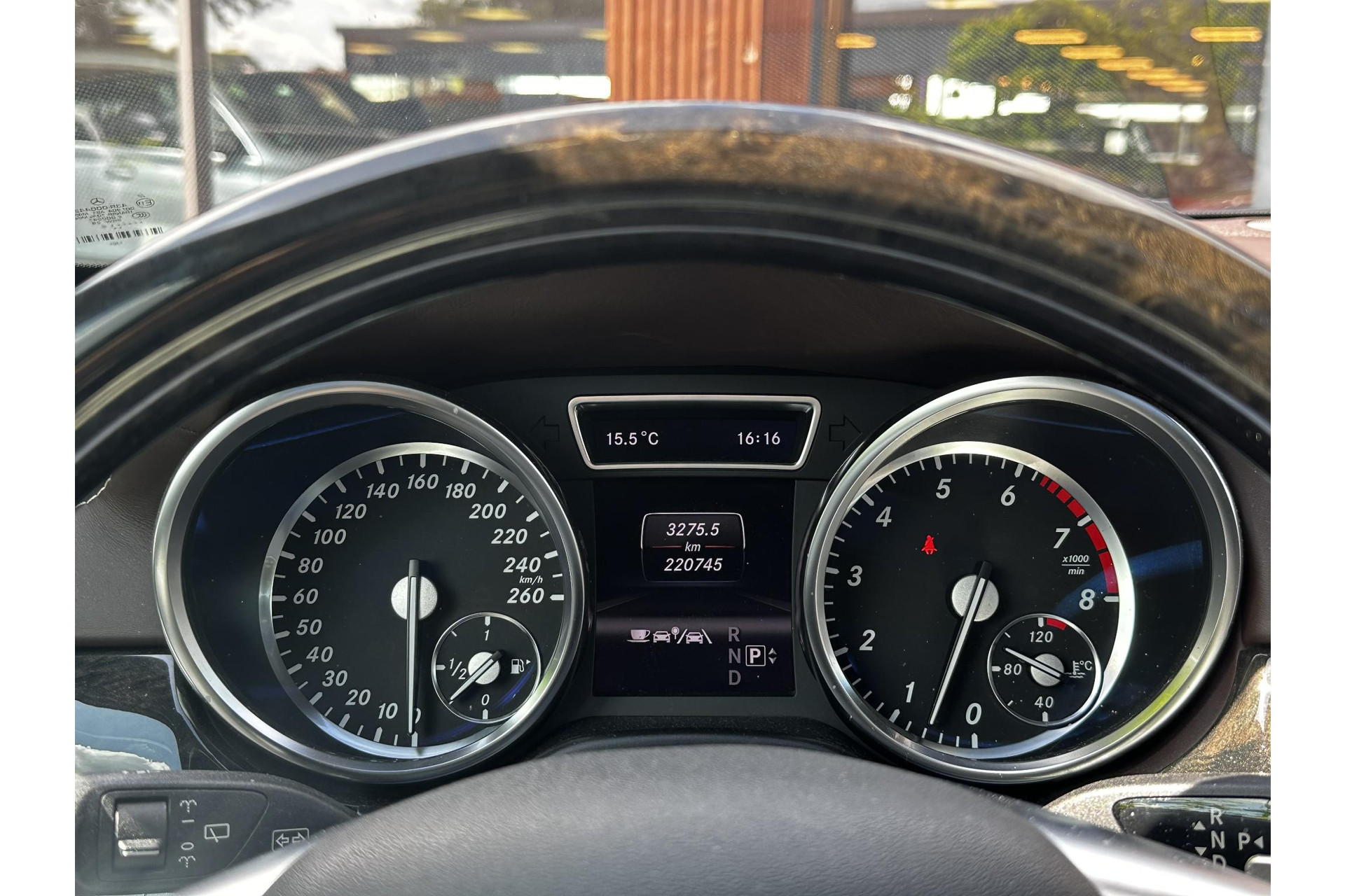 Mercedes-Benz M-Klasse 350 Edition 1 2013 Citrine brown - metallic finish (796U) 26
