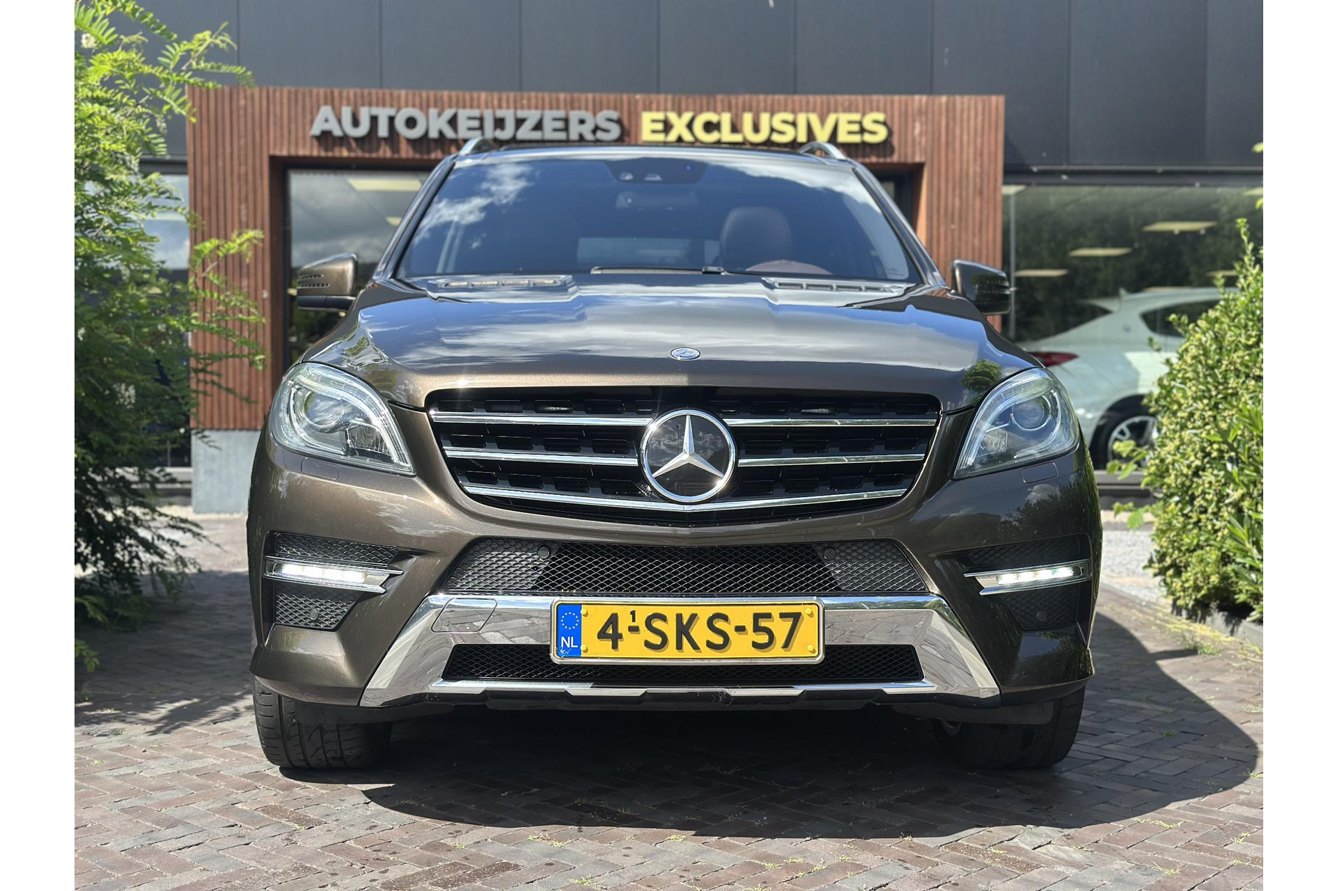Mercedes-Benz M-Klasse 350 Edition 1 2013 Citrine brown - metallic finish (796U) 3
