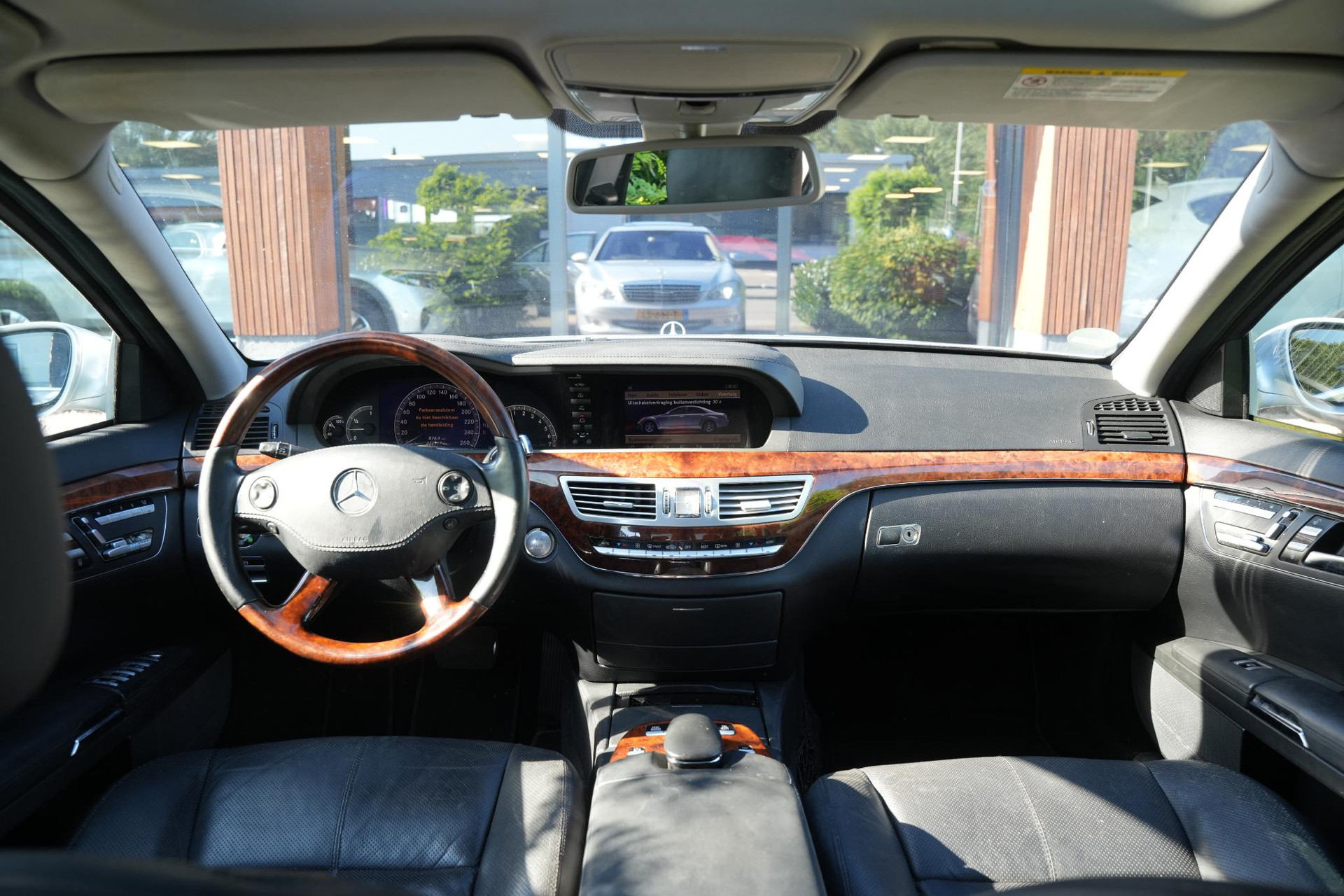 Mercedes-Benz S-Klasse 500 2005 IRIDIUM SILVER - METALLIC FINISH (775U) 2