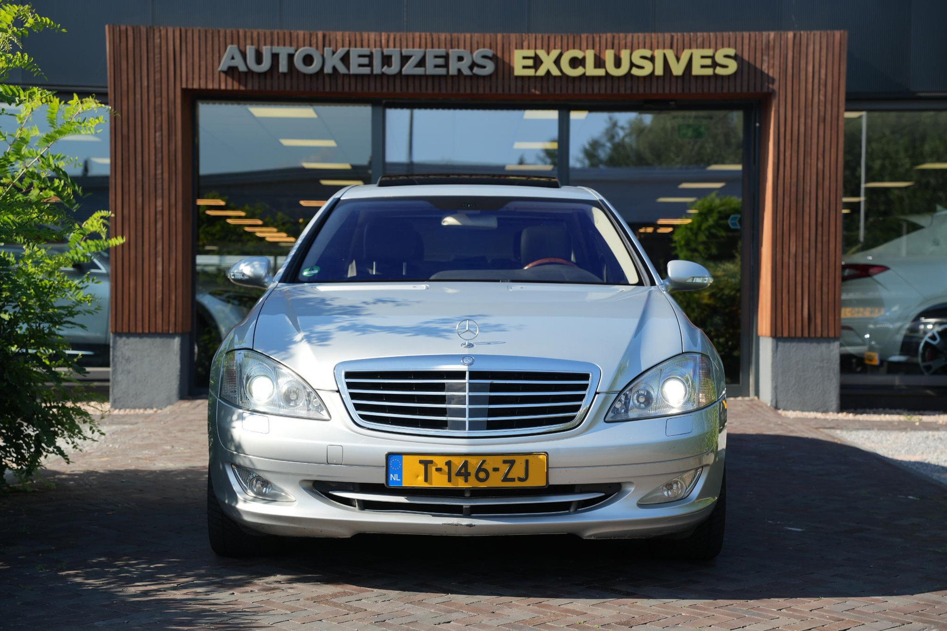 Mercedes-Benz S-Klasse 500 2005 IRIDIUM SILVER - METALLIC FINISH (775U) 5